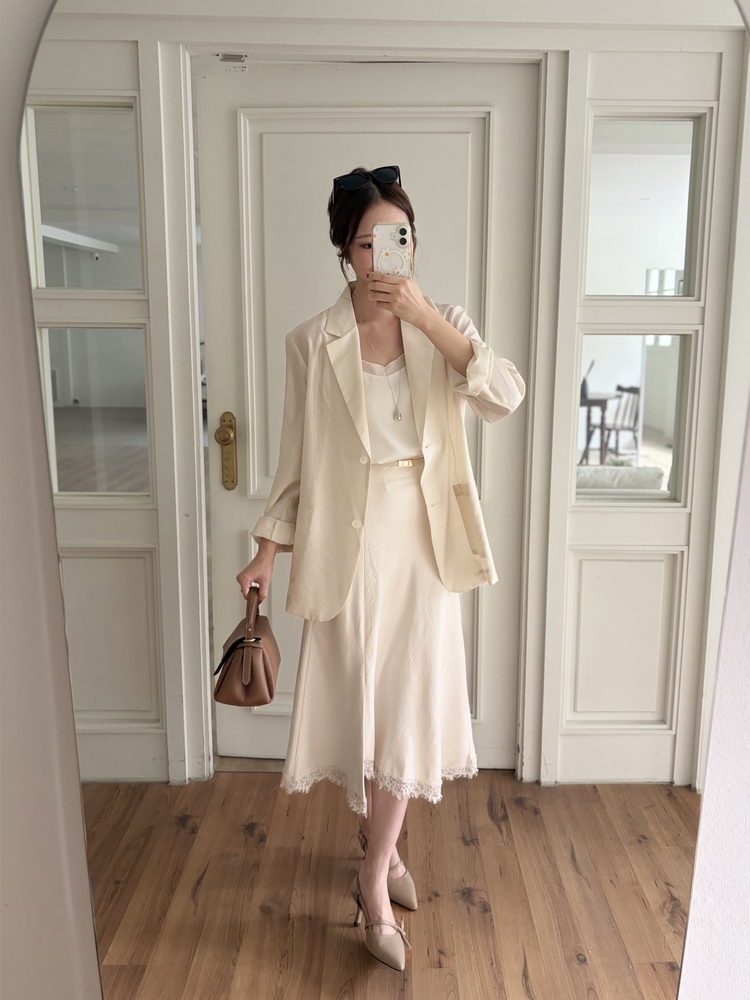 Lacie Asymmetric Skirt (Ivory)