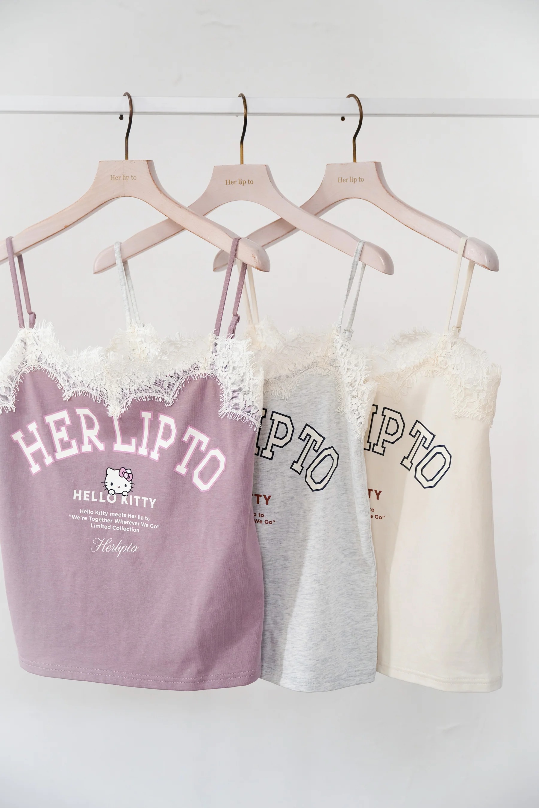 🎀【預訂】Her lip to × Kitty  Lace-Trim Camisole R