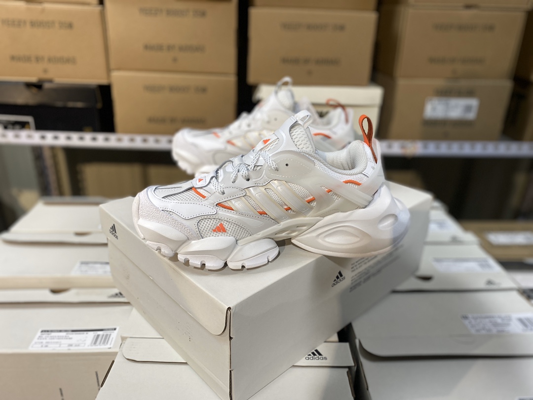 Adidas XLG Runner Deluxe JP5758