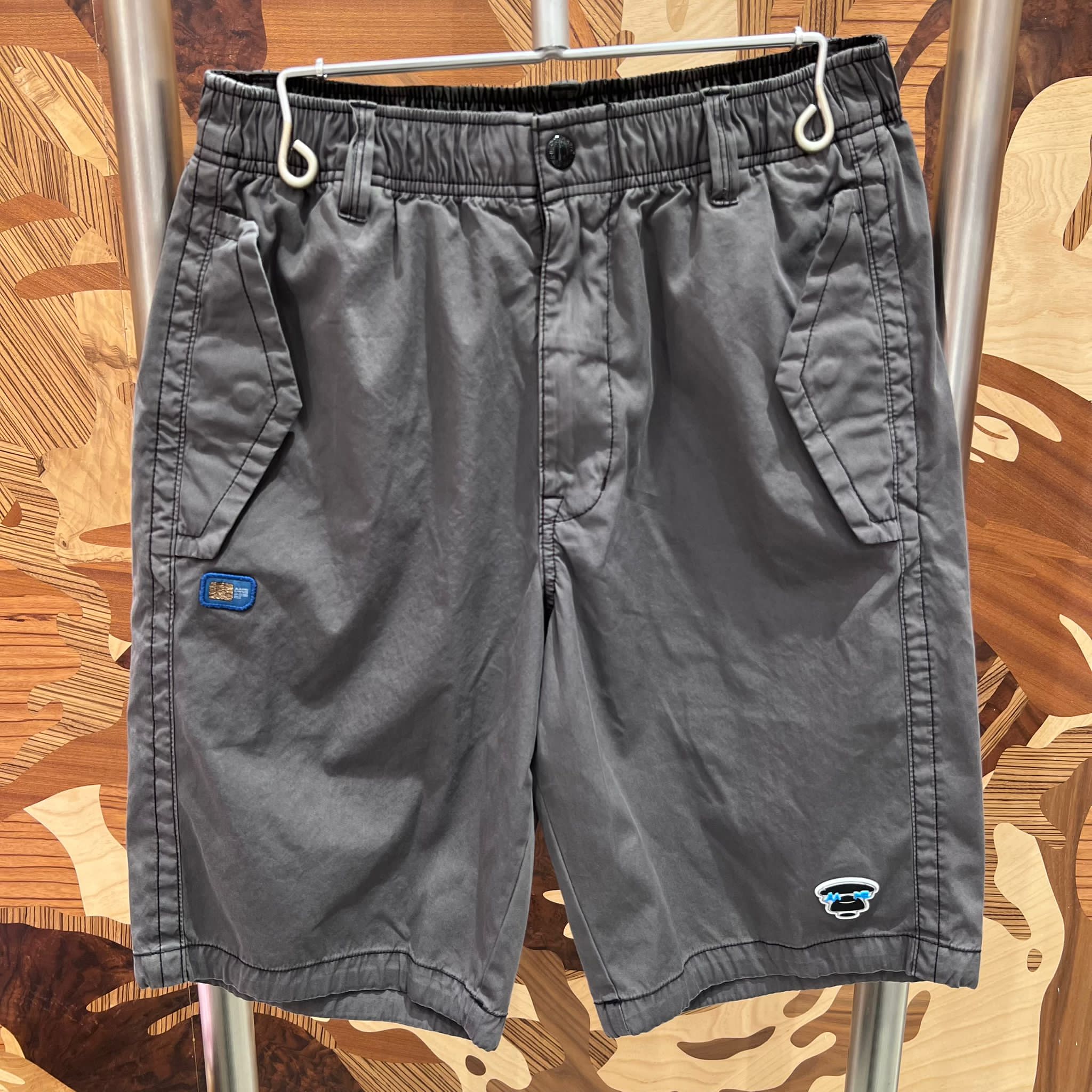 AAPE AAPEUNVS logo shorts (D614)