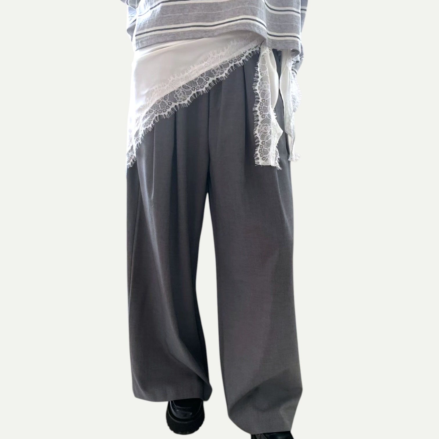 221045 Lace邊三角絲巾