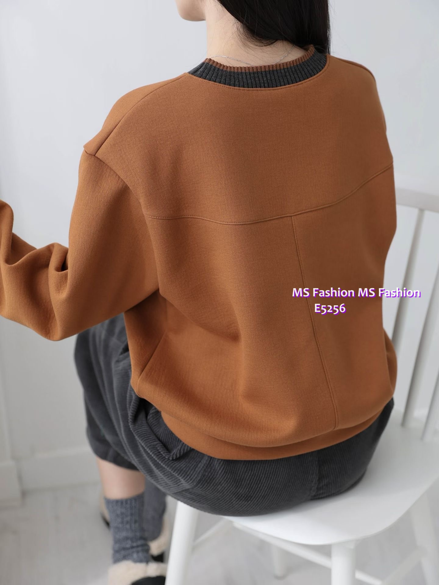 E5256 可愛狗仔圖案top
