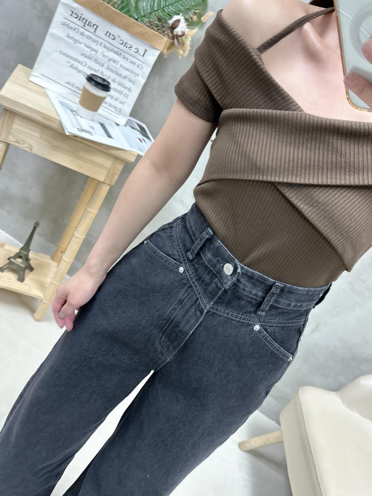 P17 暗紋交叉領Top