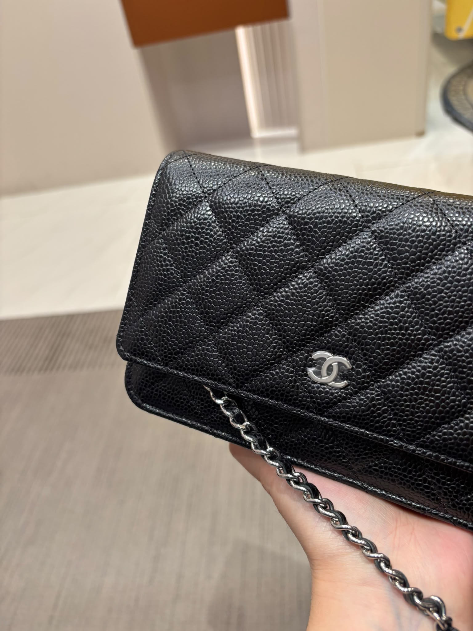 全新 Chanel wallet on chain 黑色荔枝牛皮銀扣WOC 100%Authentic, 全新 Brand New  ✅晶片貼✅dust bag ✅box