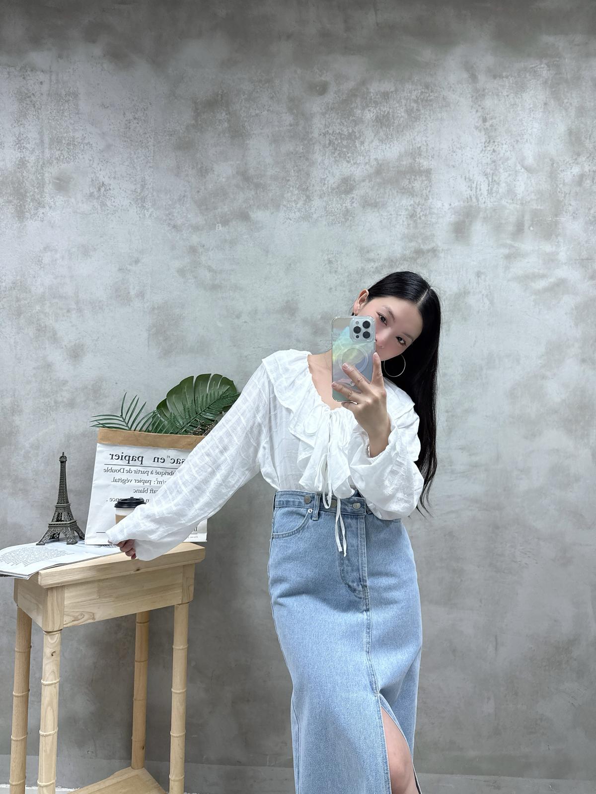 B19 線棉ruffle Top