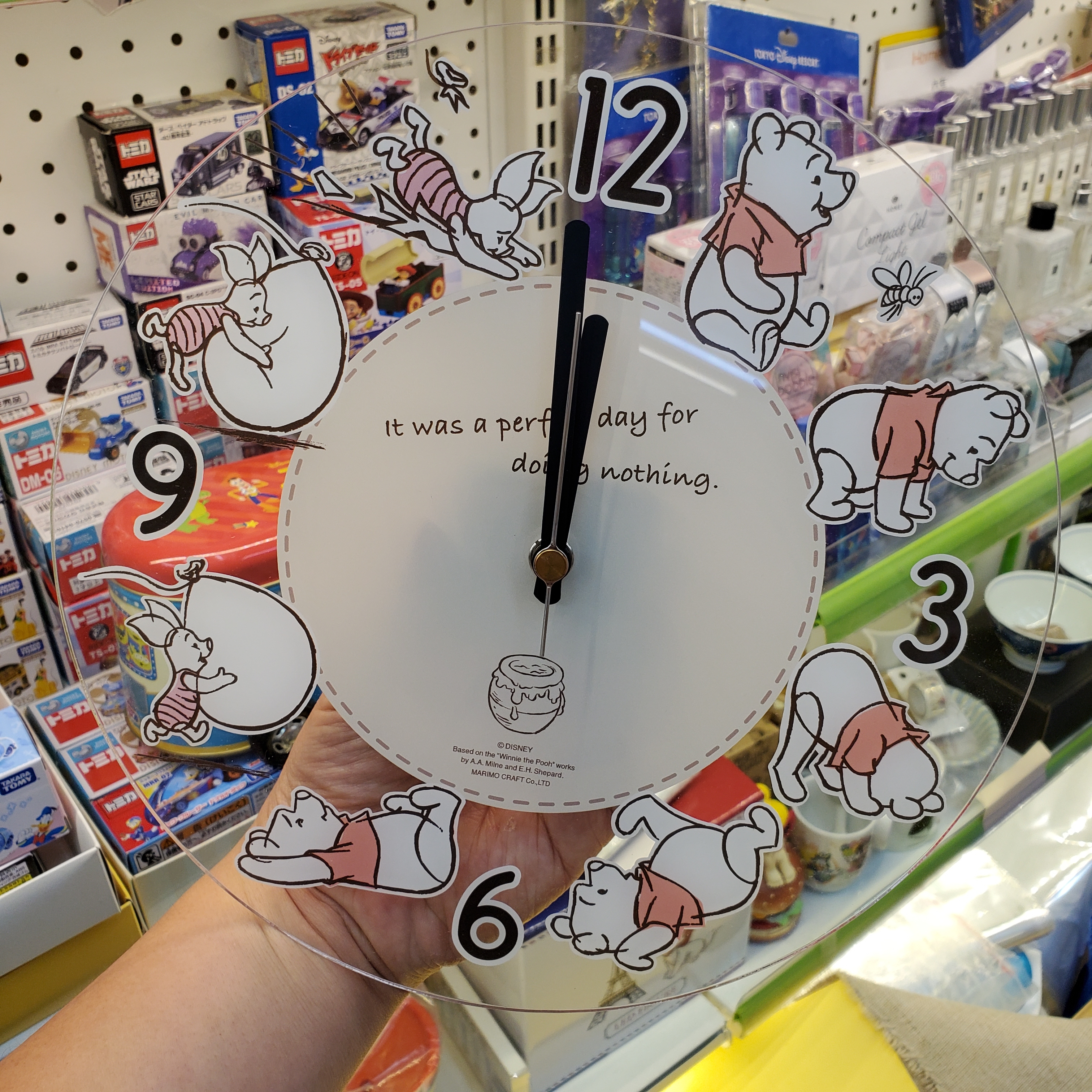 [現貨] [日本直送] Winnie the Pooh 掛鐘 {TF234761}