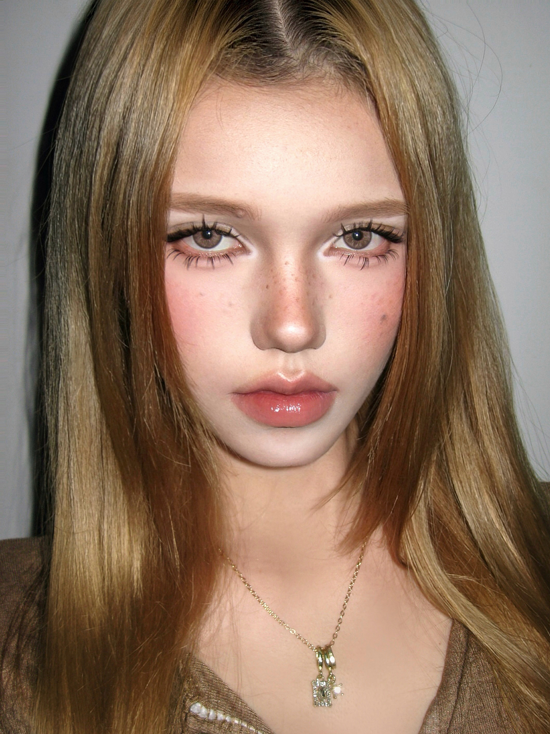 Serltyca 半年拋 虹膜寫真系列