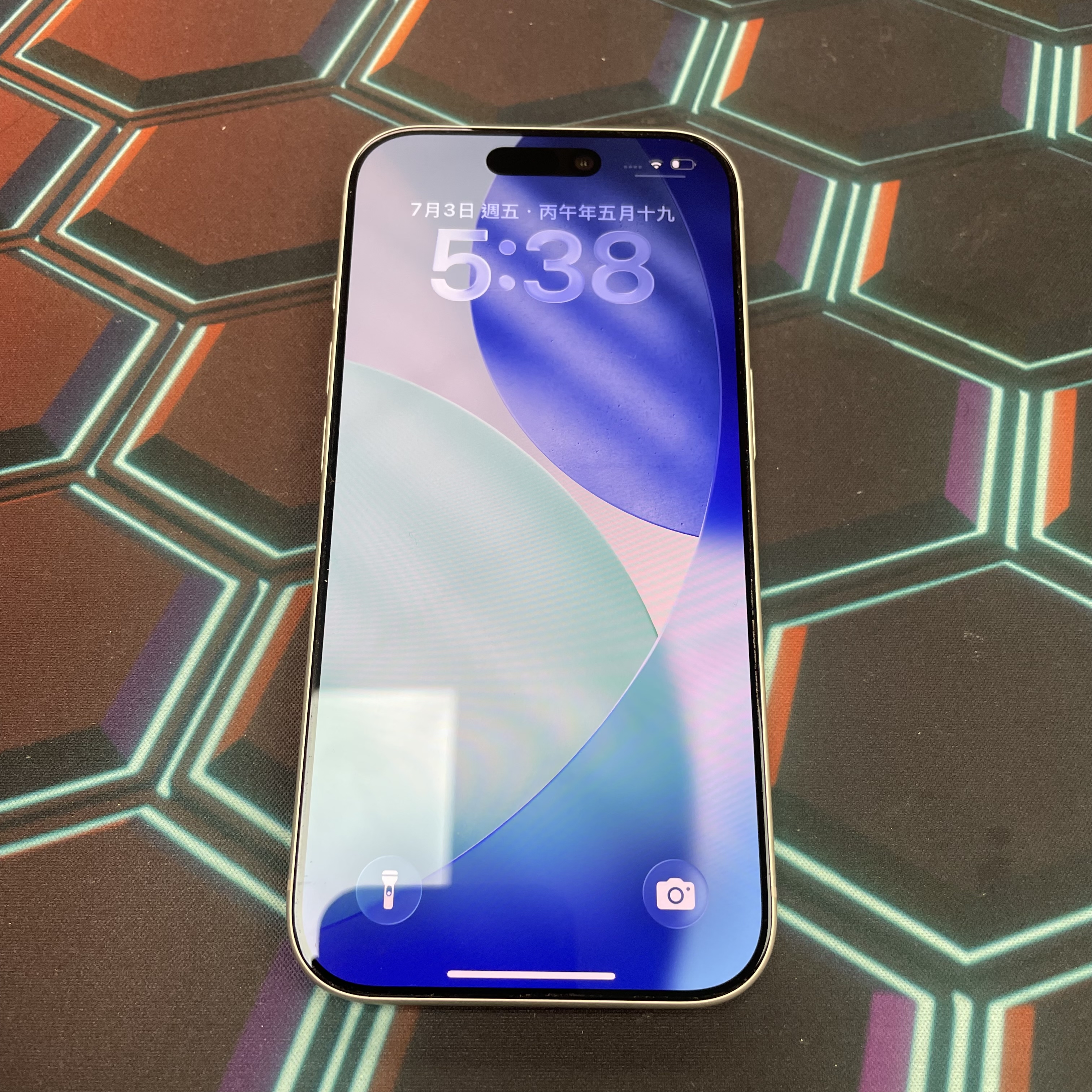 *6902 17 Pro 完美機 256GB 電100 銀色 sliver