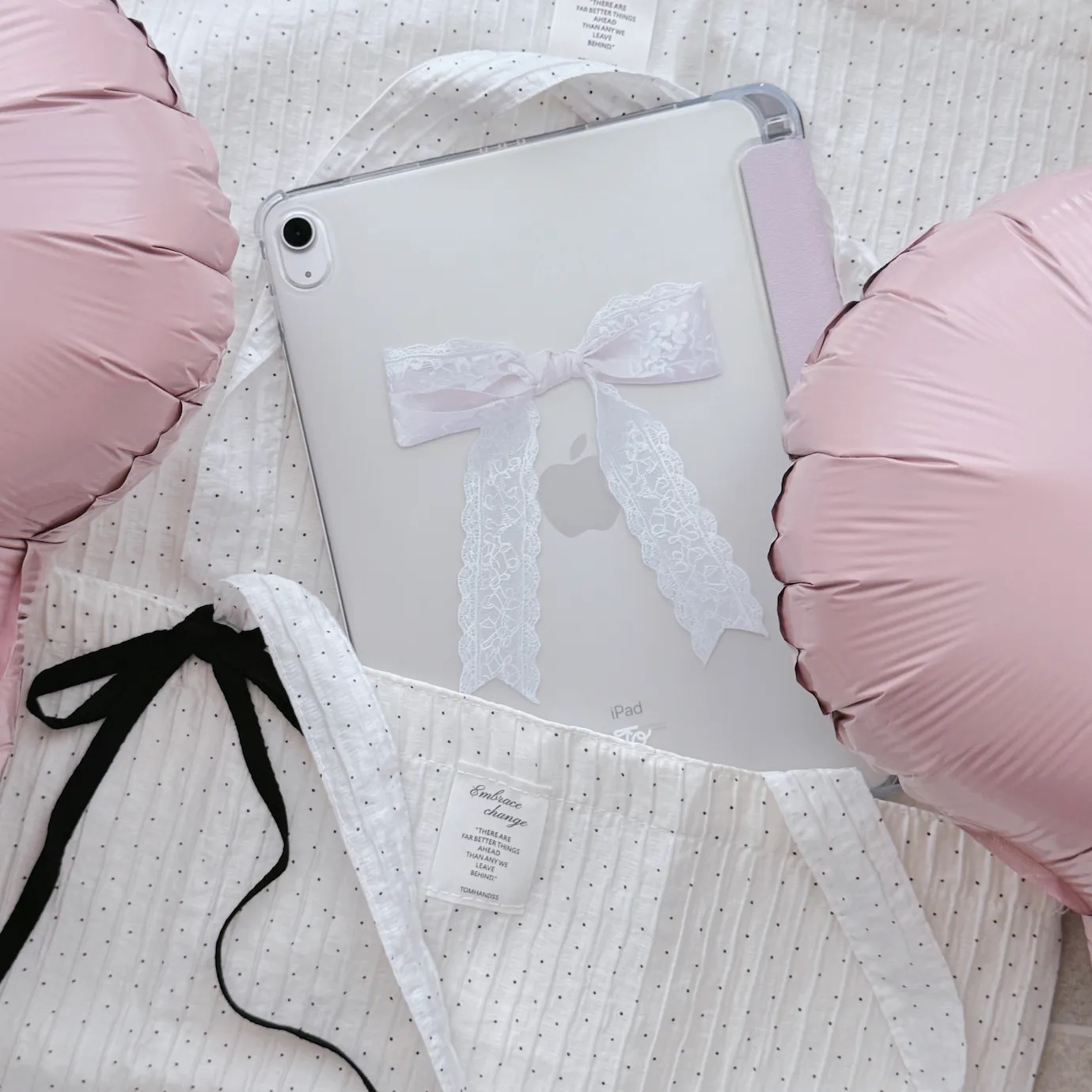 【Ballerina Lace Ribbon】透明磨砂書本式 iPad Case