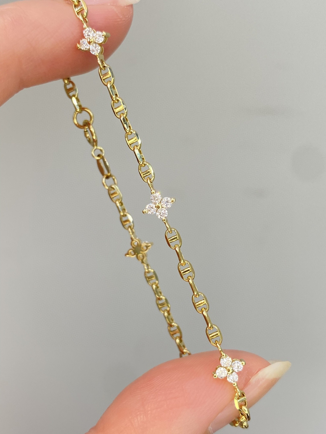 18K Diamond Bracelet 