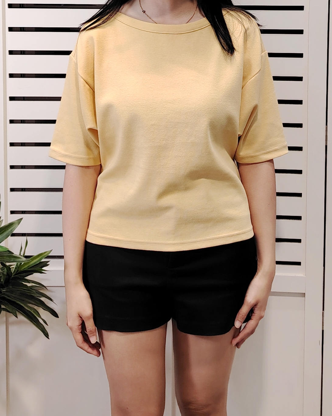 M5084 Boat Collar Basic Tee