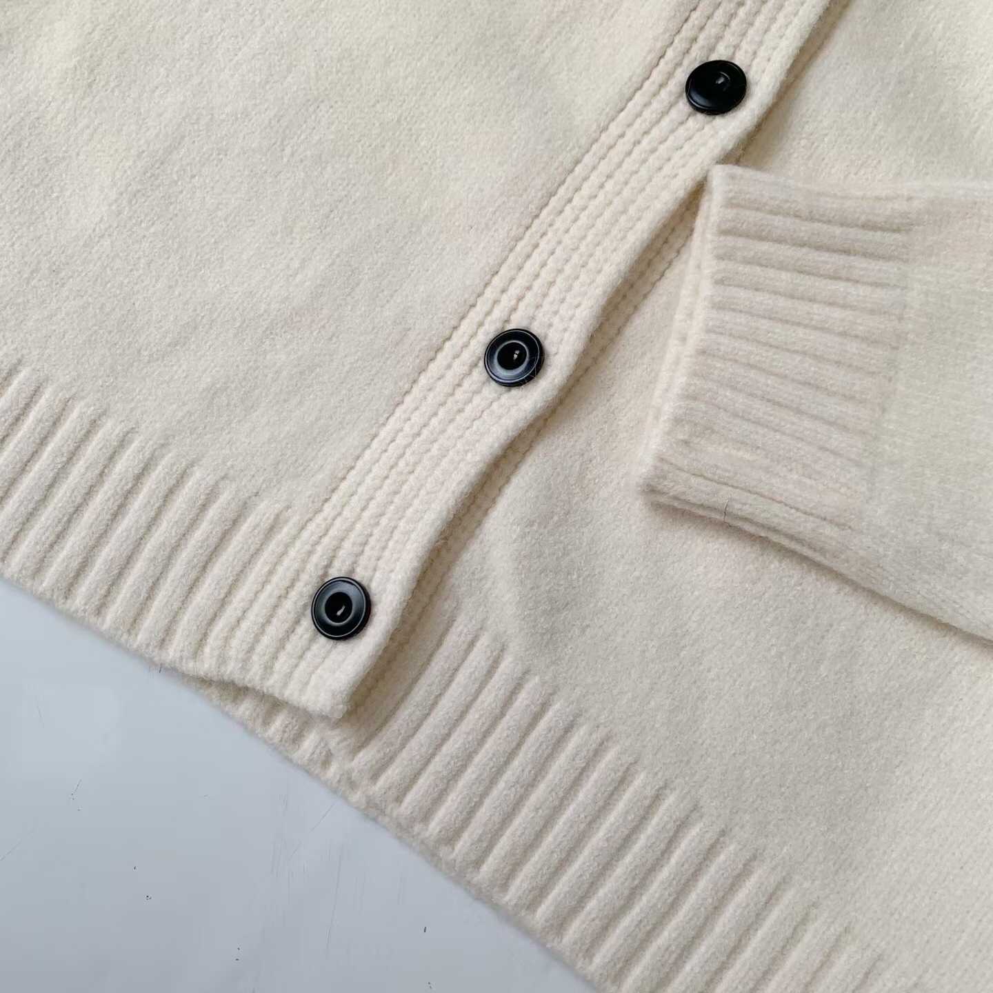 預訂 Mardi刺繡毛衣連帽開襟外套 [貨號26A1601]