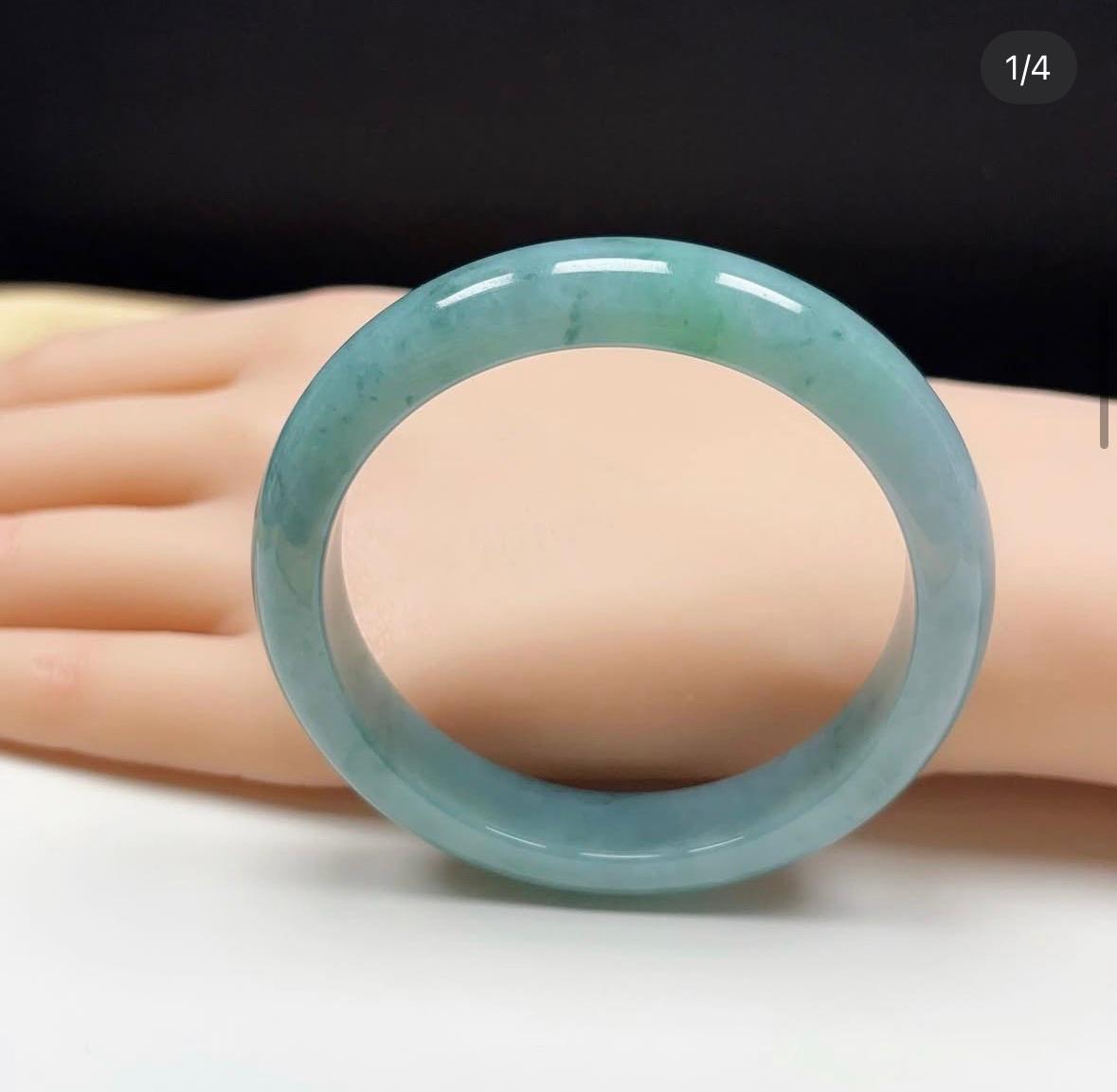 57.8mm 滿綠飄花翡翠福鐲（附送香港鑑定證書）