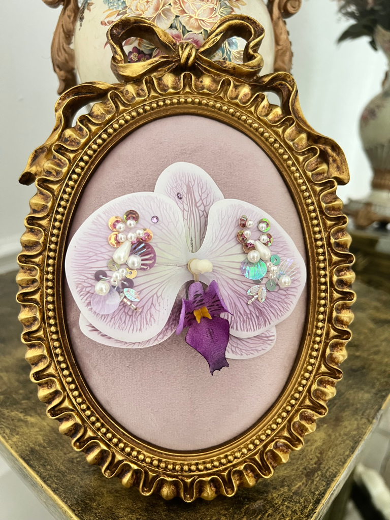 Spicybiskut x Fétiche Beaded Orchid Clips