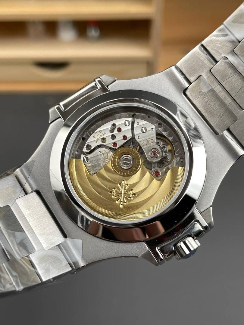 百达翡丽 Nautilus 5726/1A-001 自动机械男士腕表