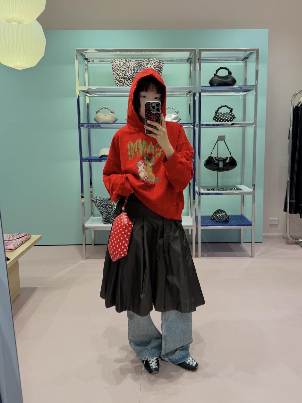 GANNI 紅色小馬圖案短款連帽衫