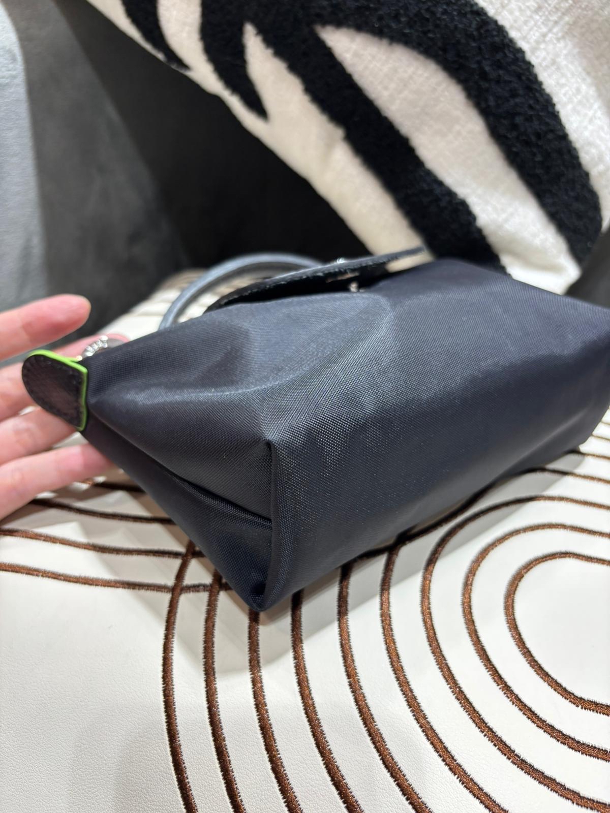 LONGCHAMP Nylon Le Pliage 2 way bag 100%Authentic,98%new  