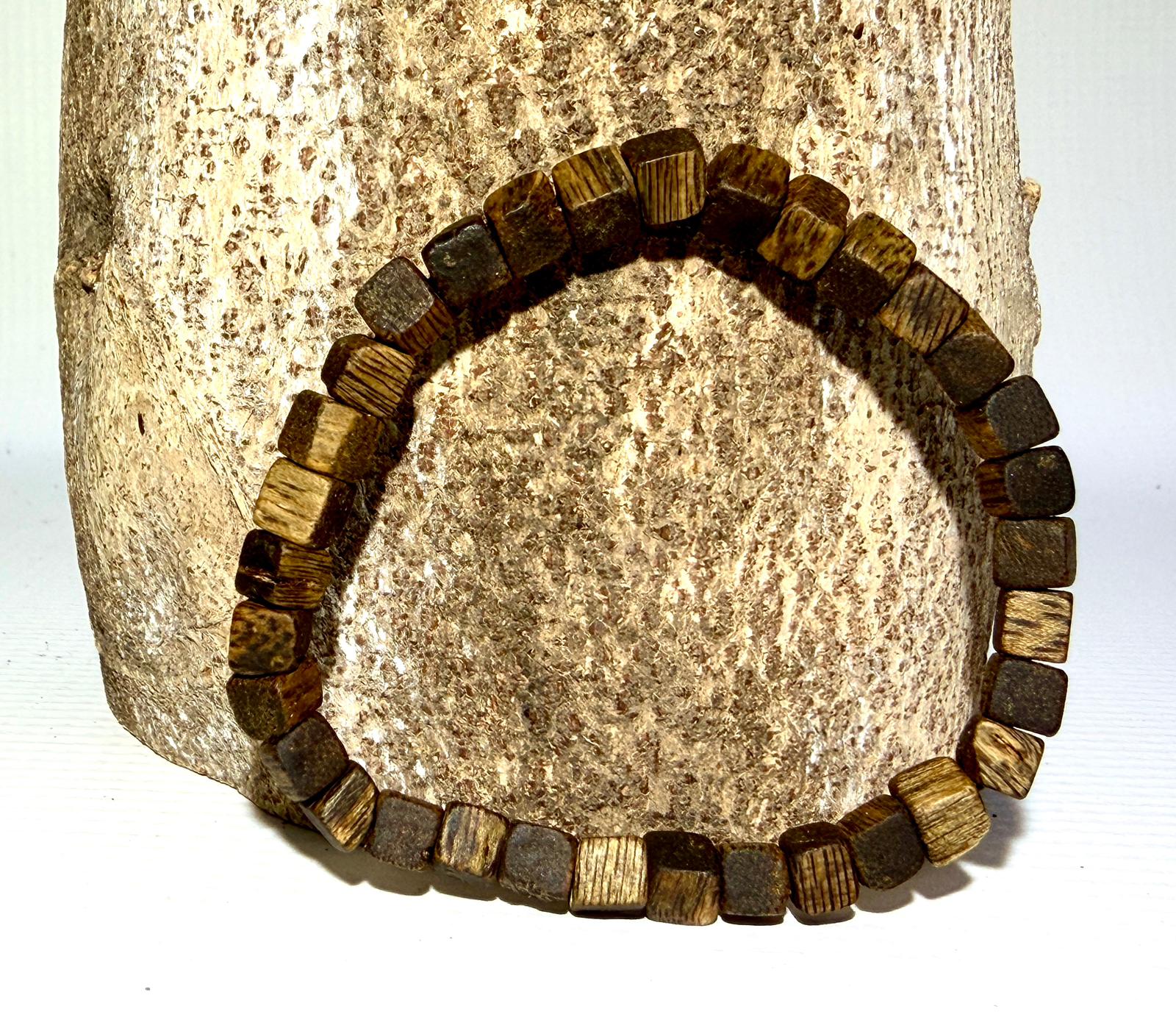 沉香方糖手串  5mm (方珠) 3克(限香港地區發售及實體店交收)