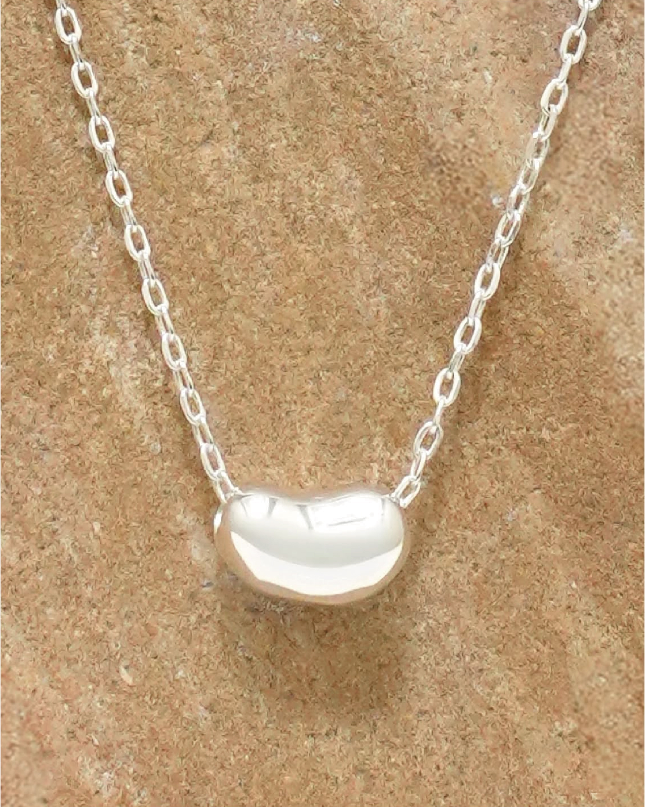 Urban Mellow Bean Necklace