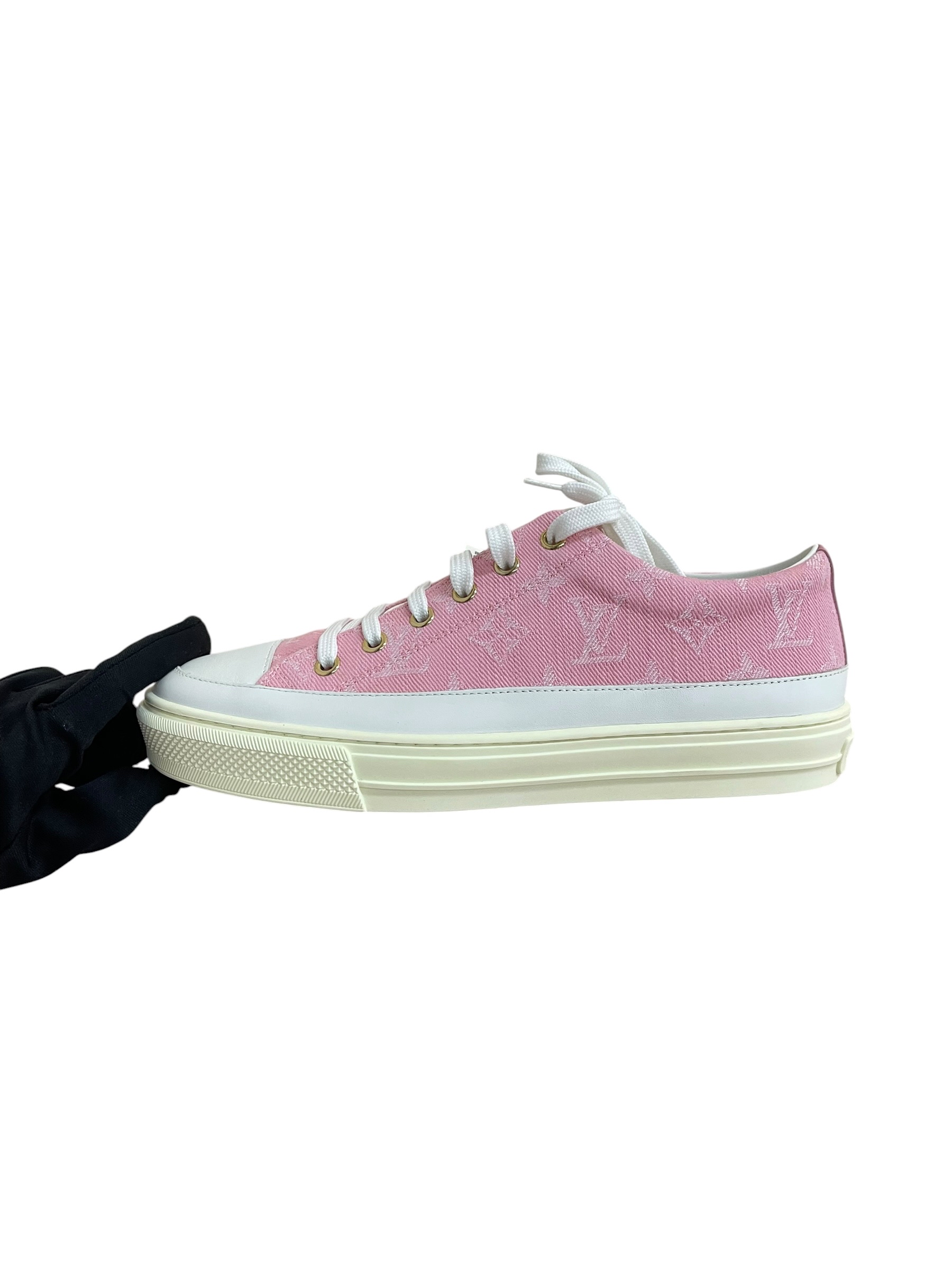 Unused item Louis Vuitton Sneakers Pink / Product Code: 062503