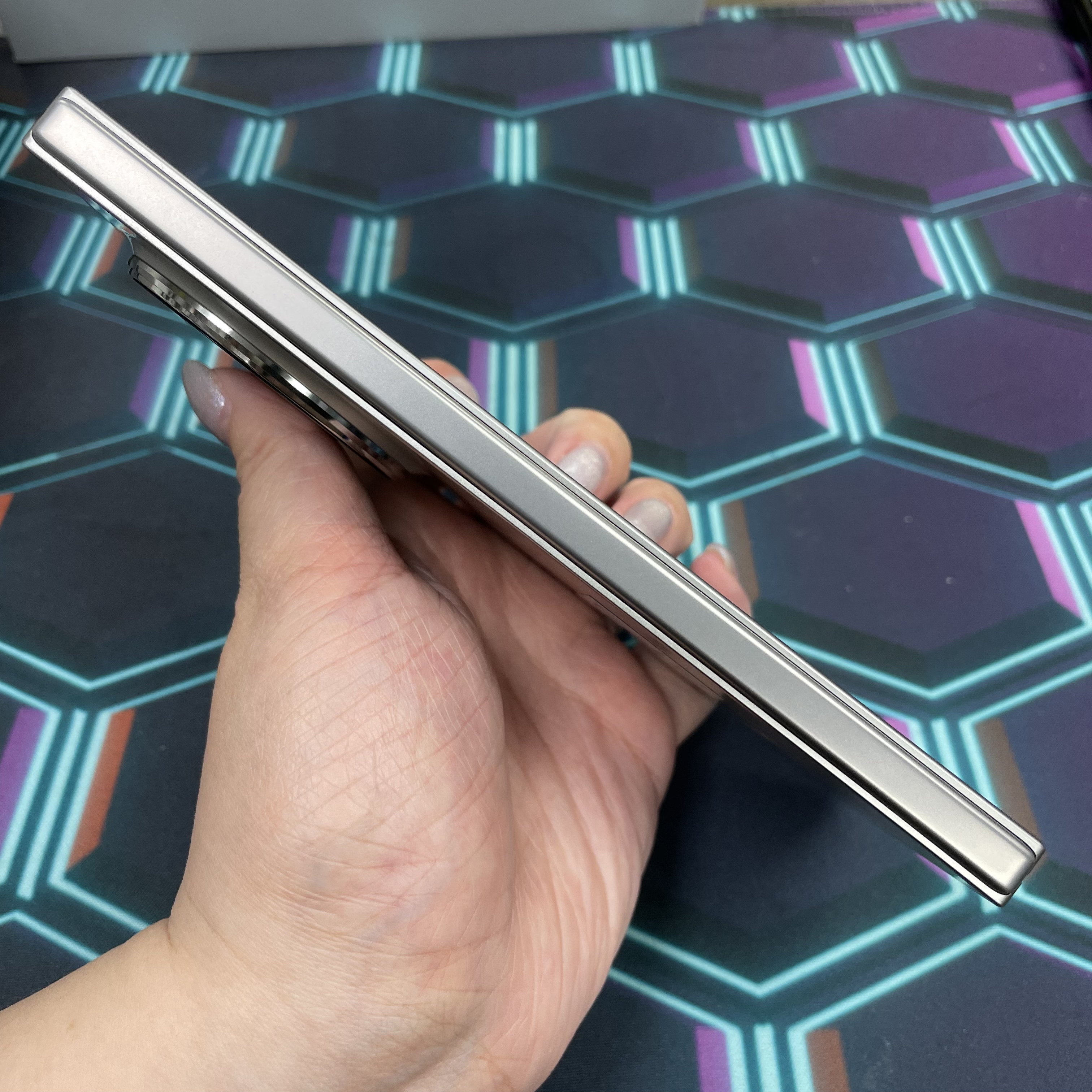 *6930 Oppo Find N6 完美機 16+512GB 灰色 gray