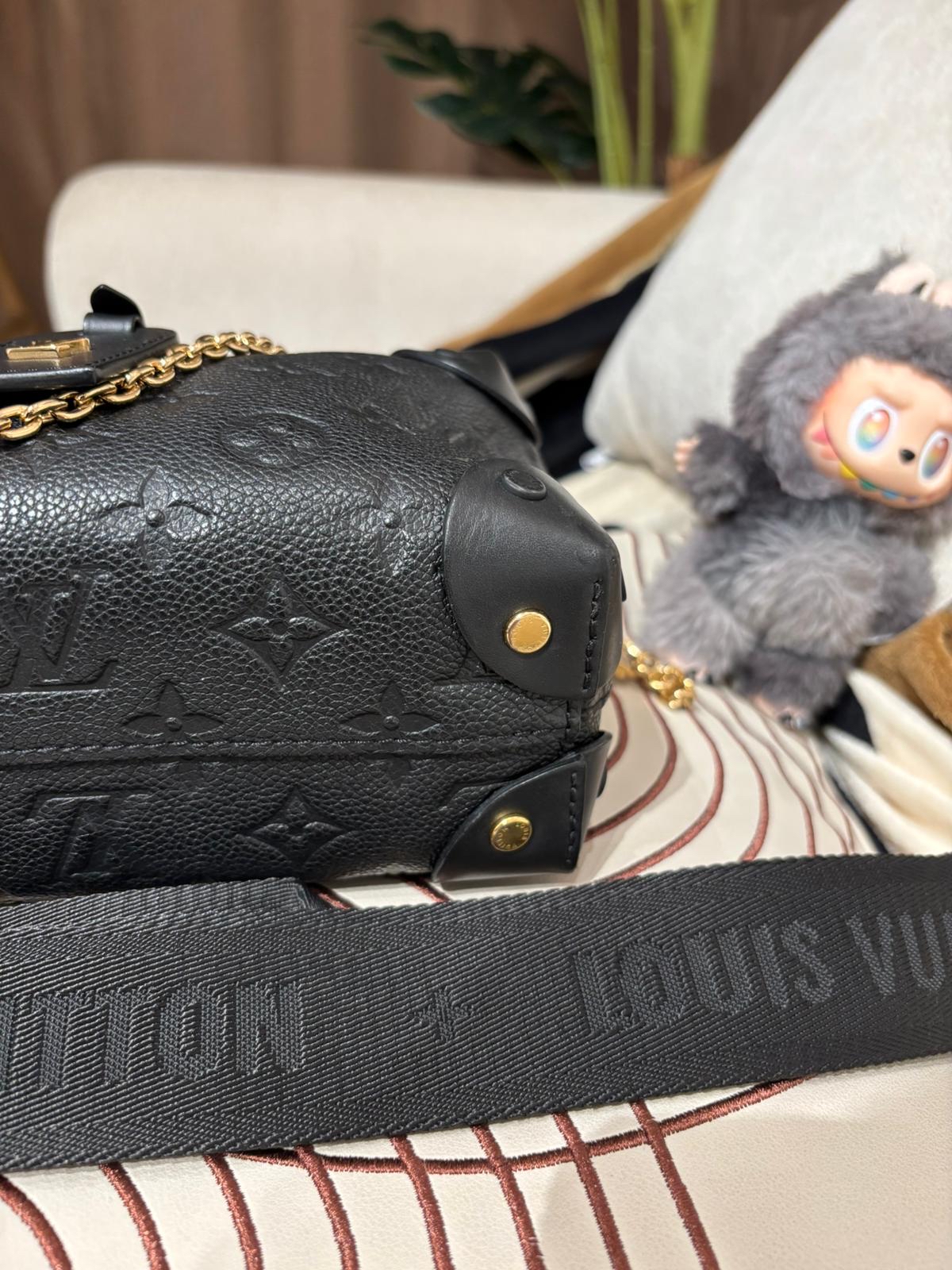 Lv Petite Malle Souple 2 way bag 黑色小牛皮M45393 Monogram Empreinte  100%Authentic,90%new ✅NFC✅肩帶✅Dust bag 