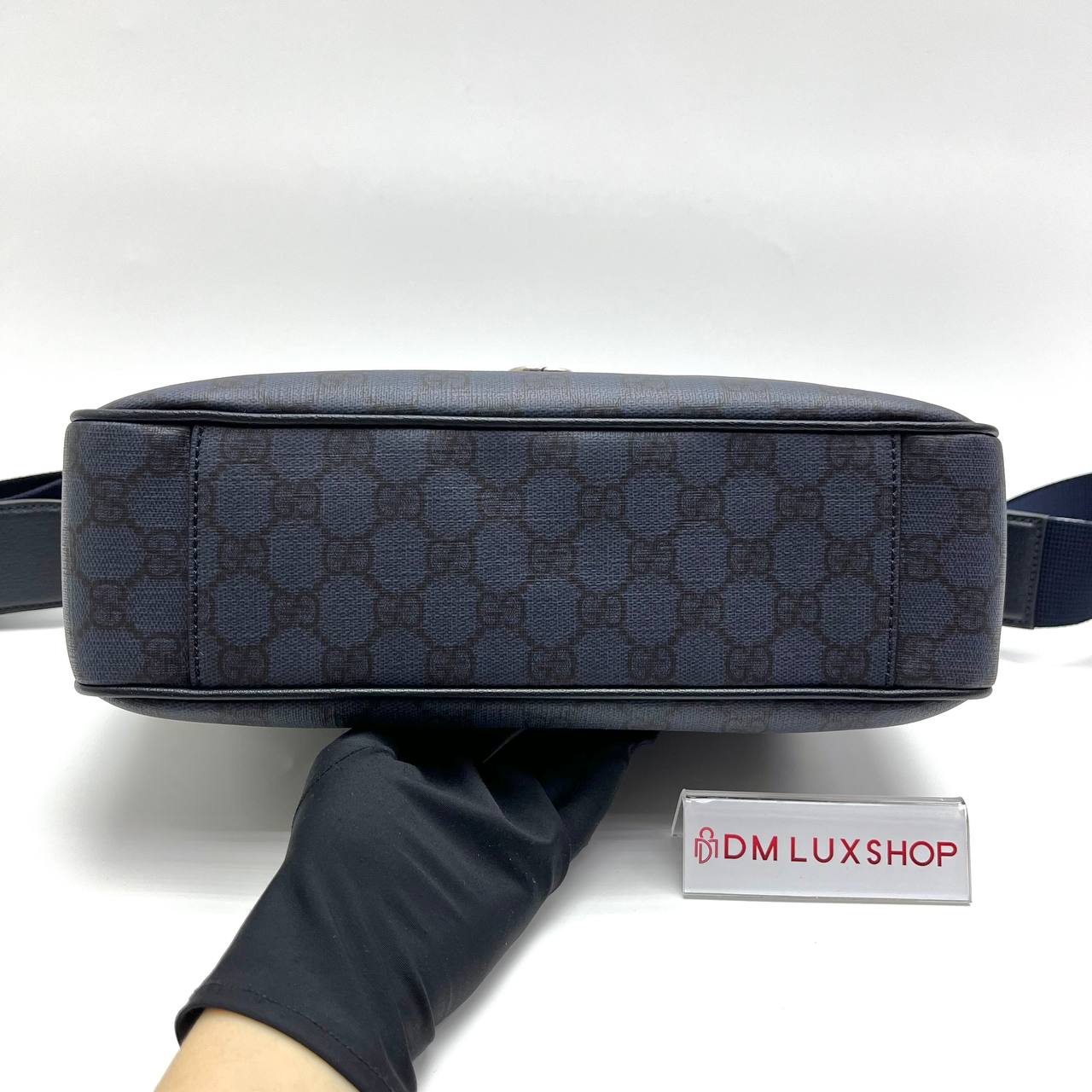 Gucci GG Supreme Navy Blue Messenger Bag