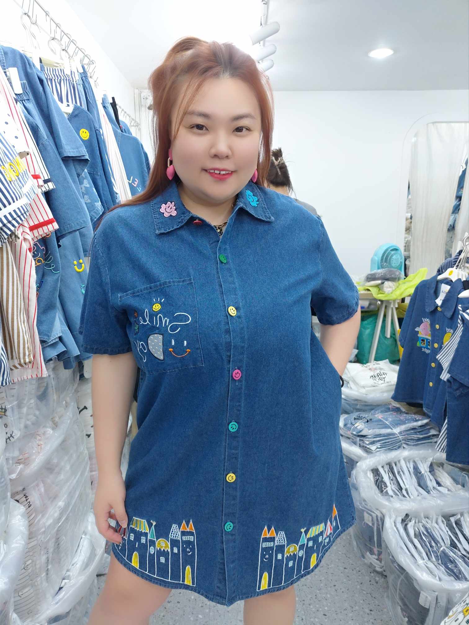 ENE11 城堡刺绣图案连身裙