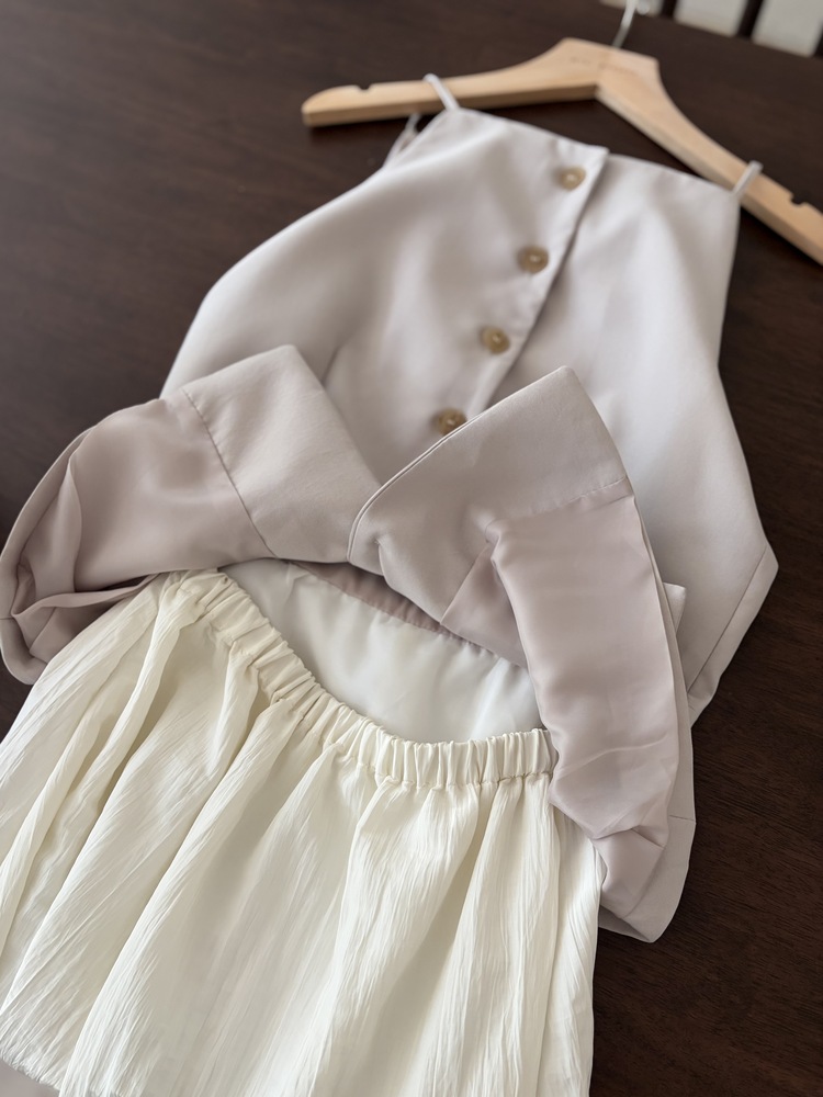 French Muse Vest Dress (Beige)