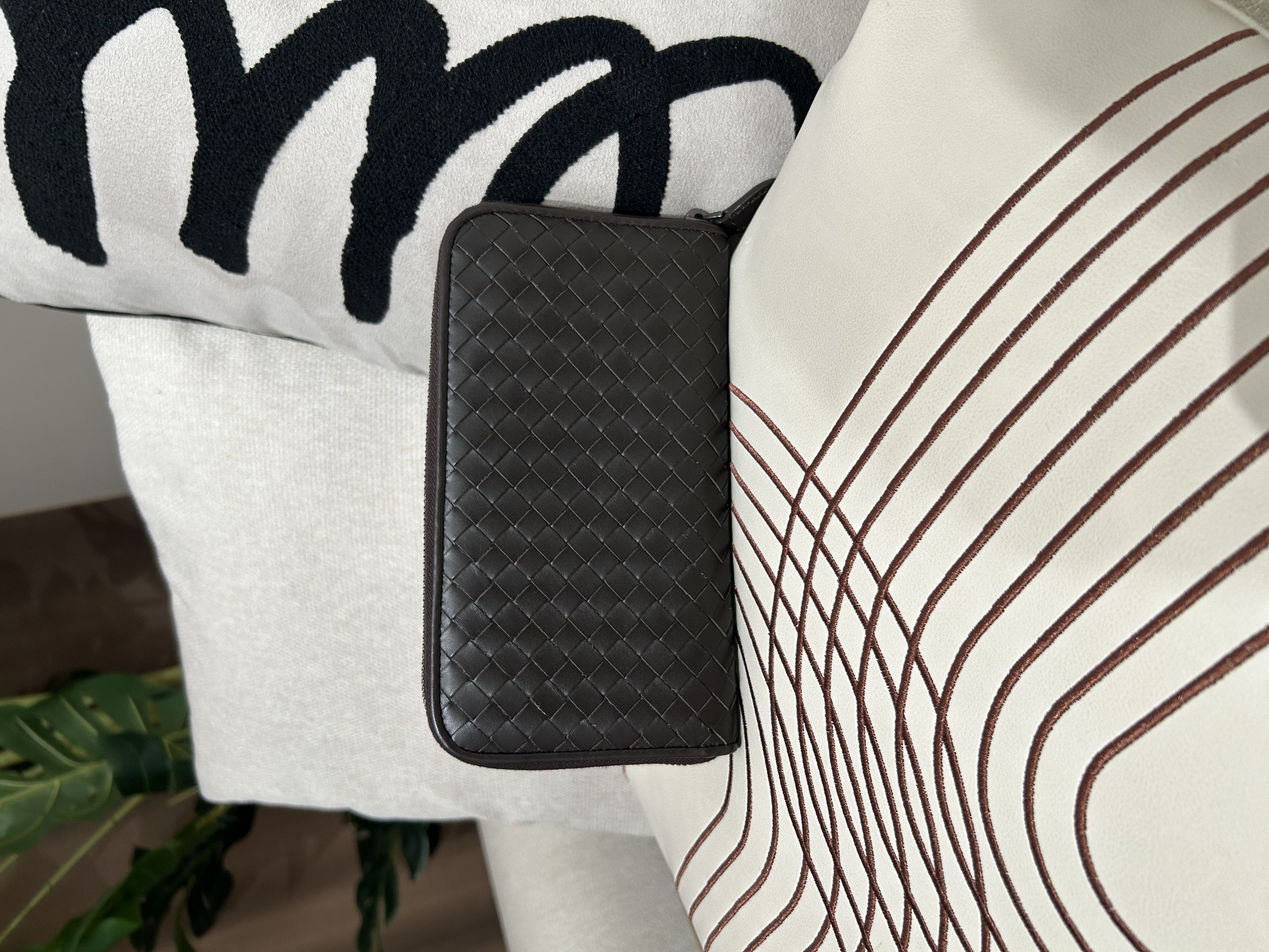 Bottega VETEGA LONG WALLET  100%Authentic ,95%new ✅dust bag