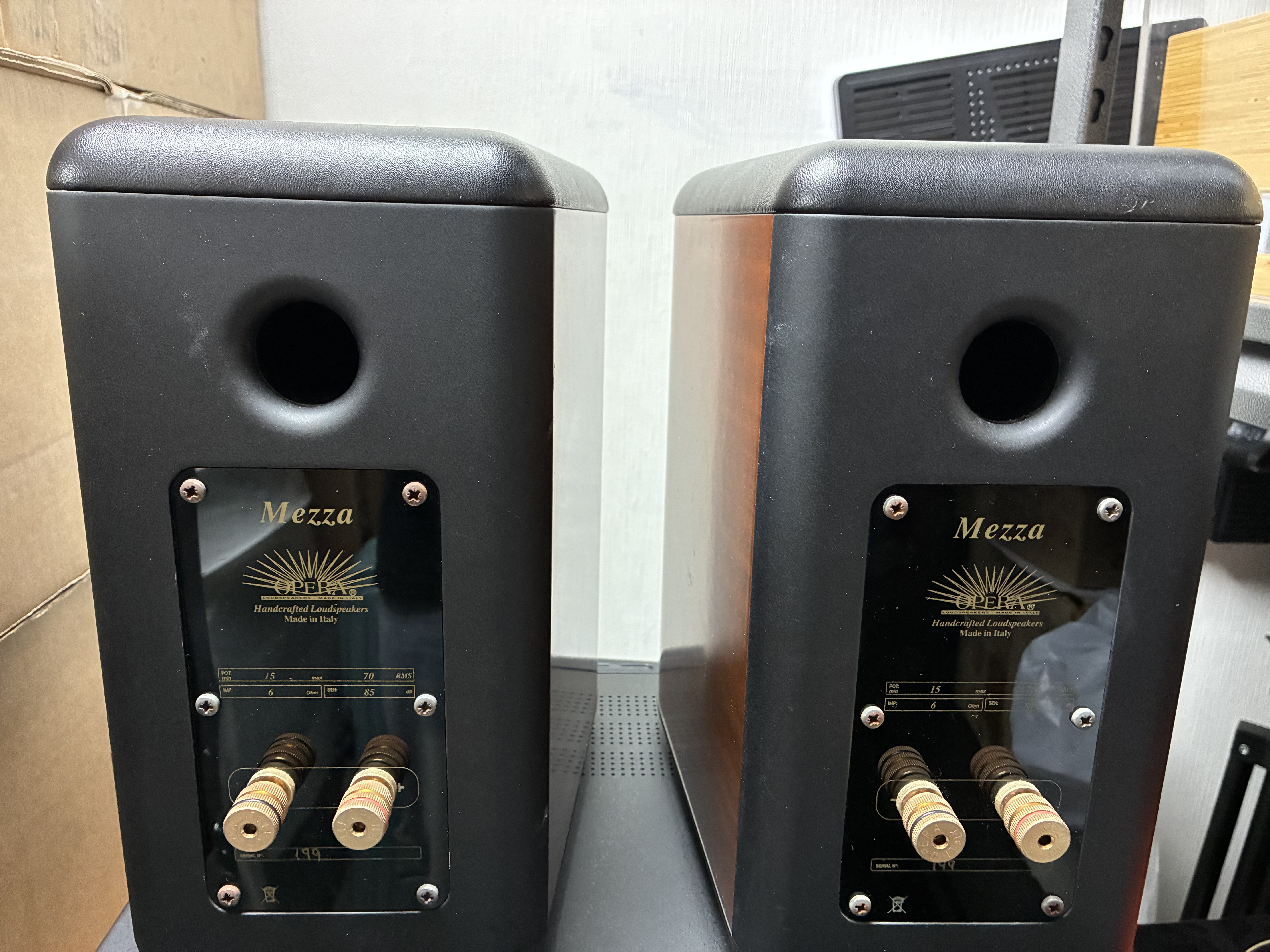 Opera Loudspeakers OPERA Mezza 書架式喇叭(使用品）