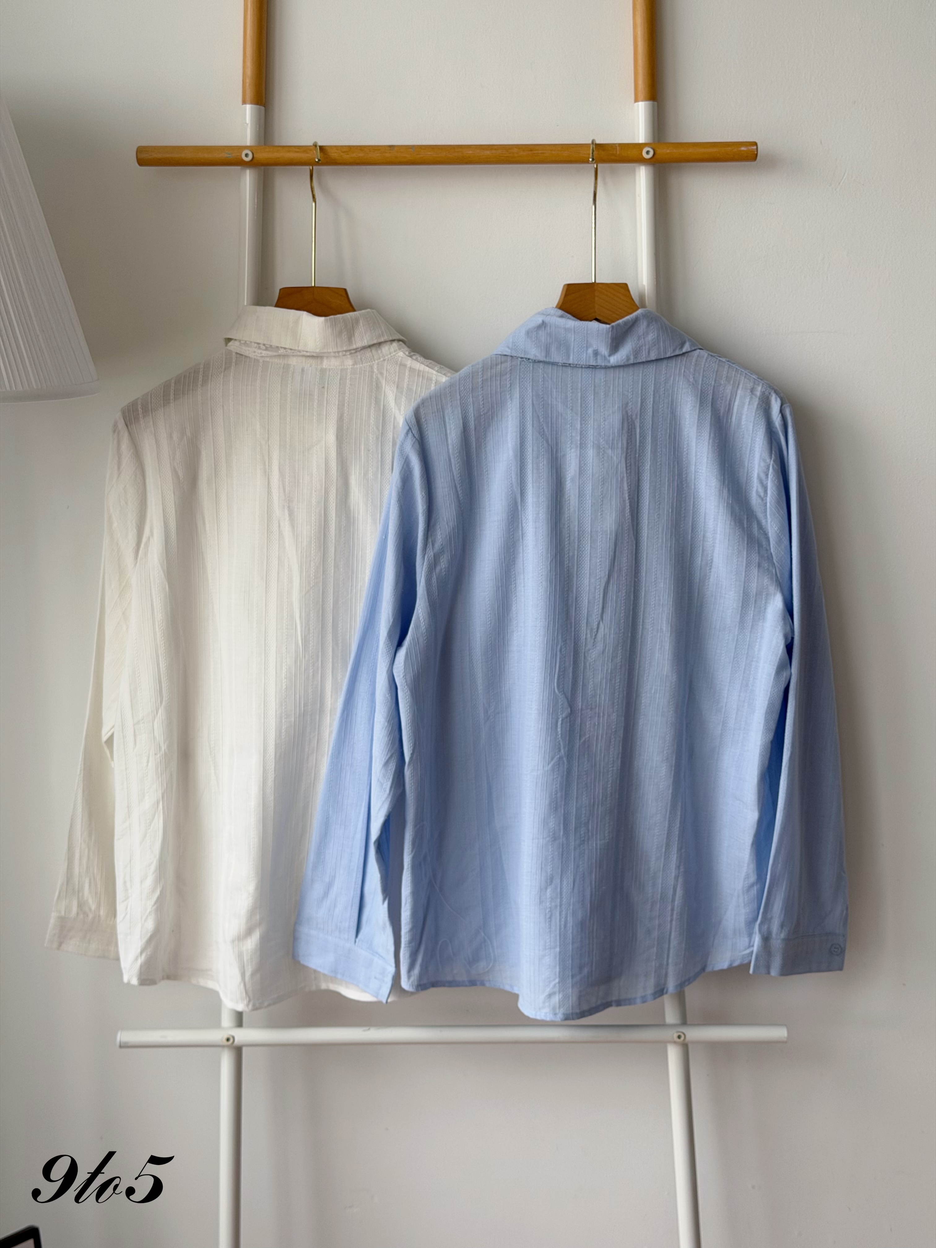 T4496 Lace Tie-Neck Collar Shirt - Blue & White 