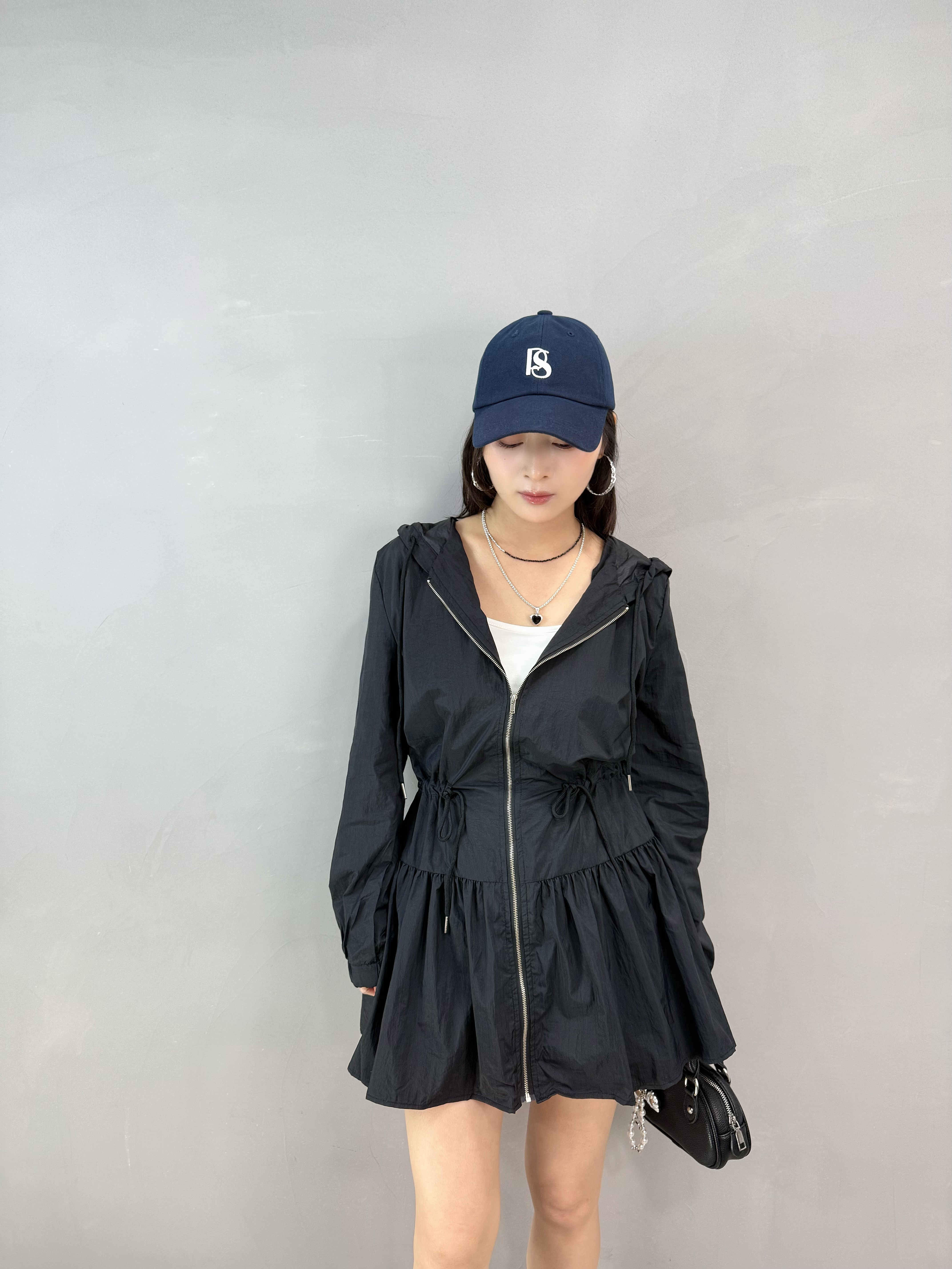 H83 束腰有帽風褸Ops 