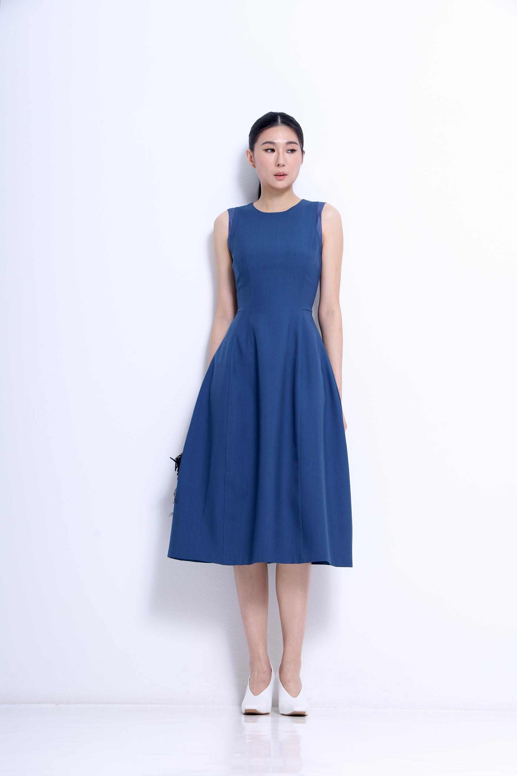 CD2159 ROUNDNECK SOLID FIT FLARE DRESS