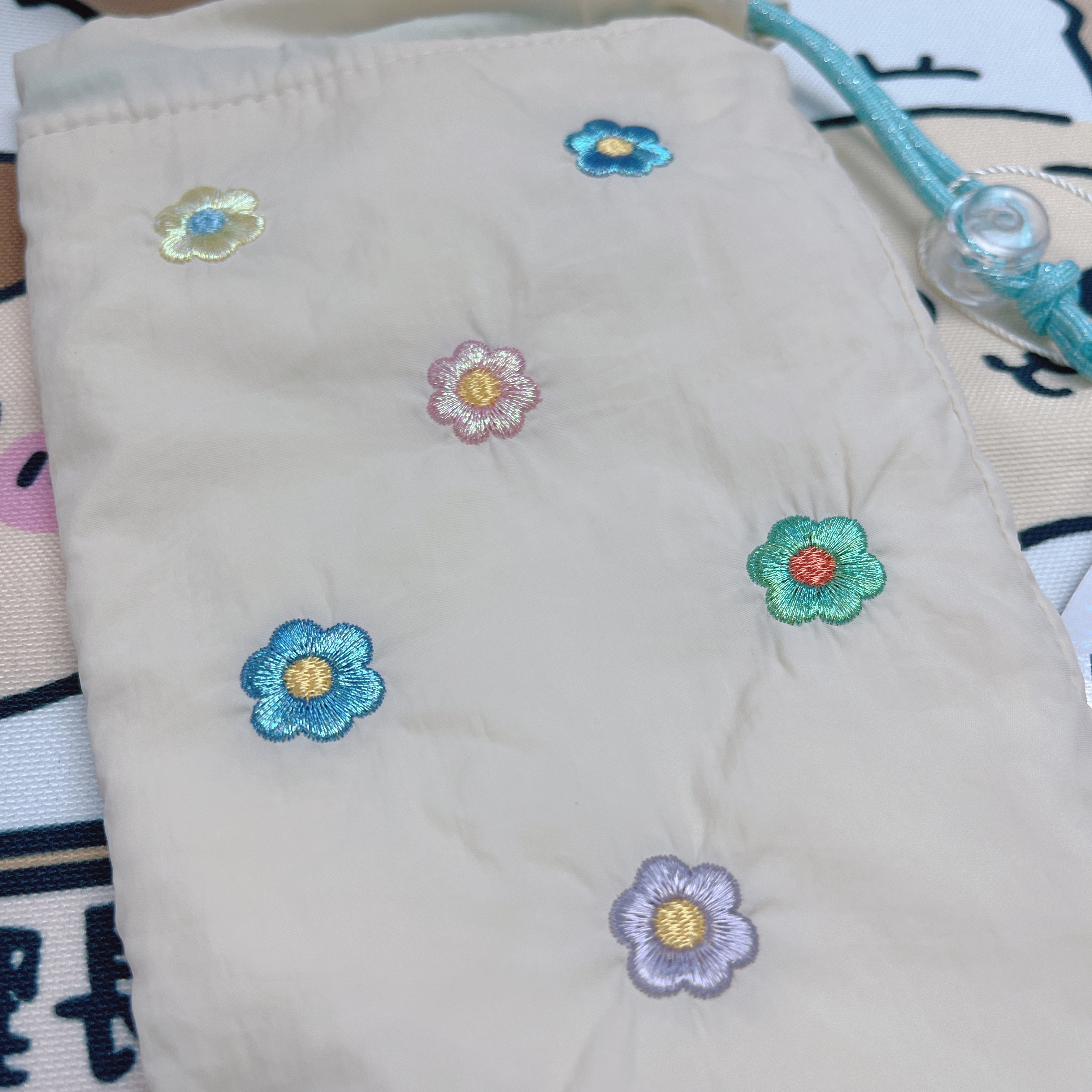 日本現貨/預訂📍日本花花/蝴蝶結刺繡圖案吸水遮套