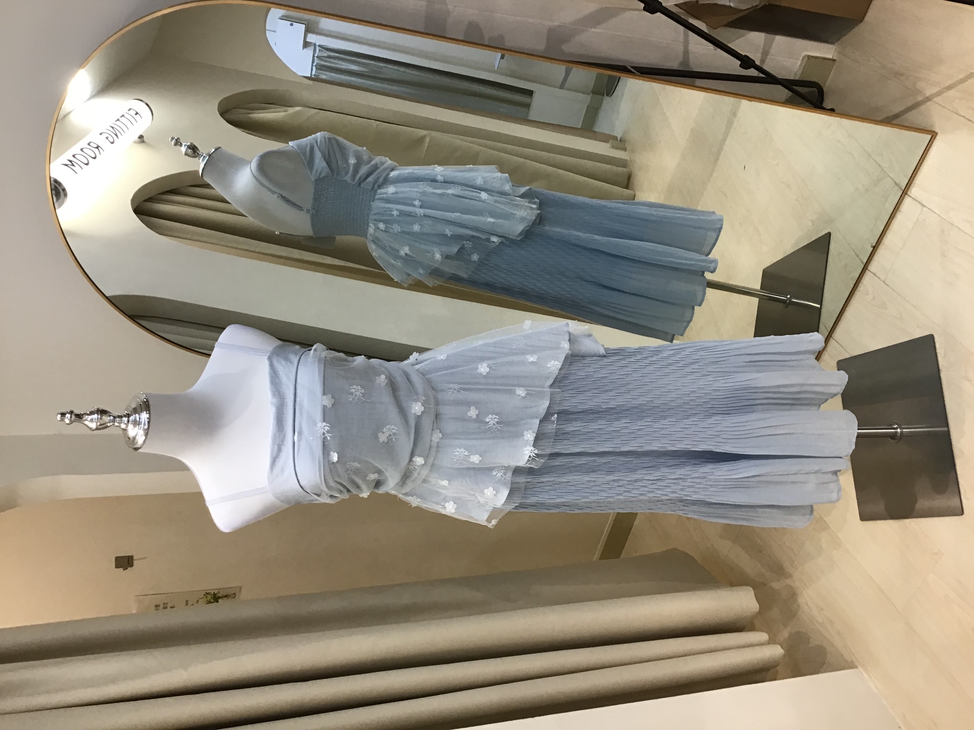 不规则蓝色吊带套装 