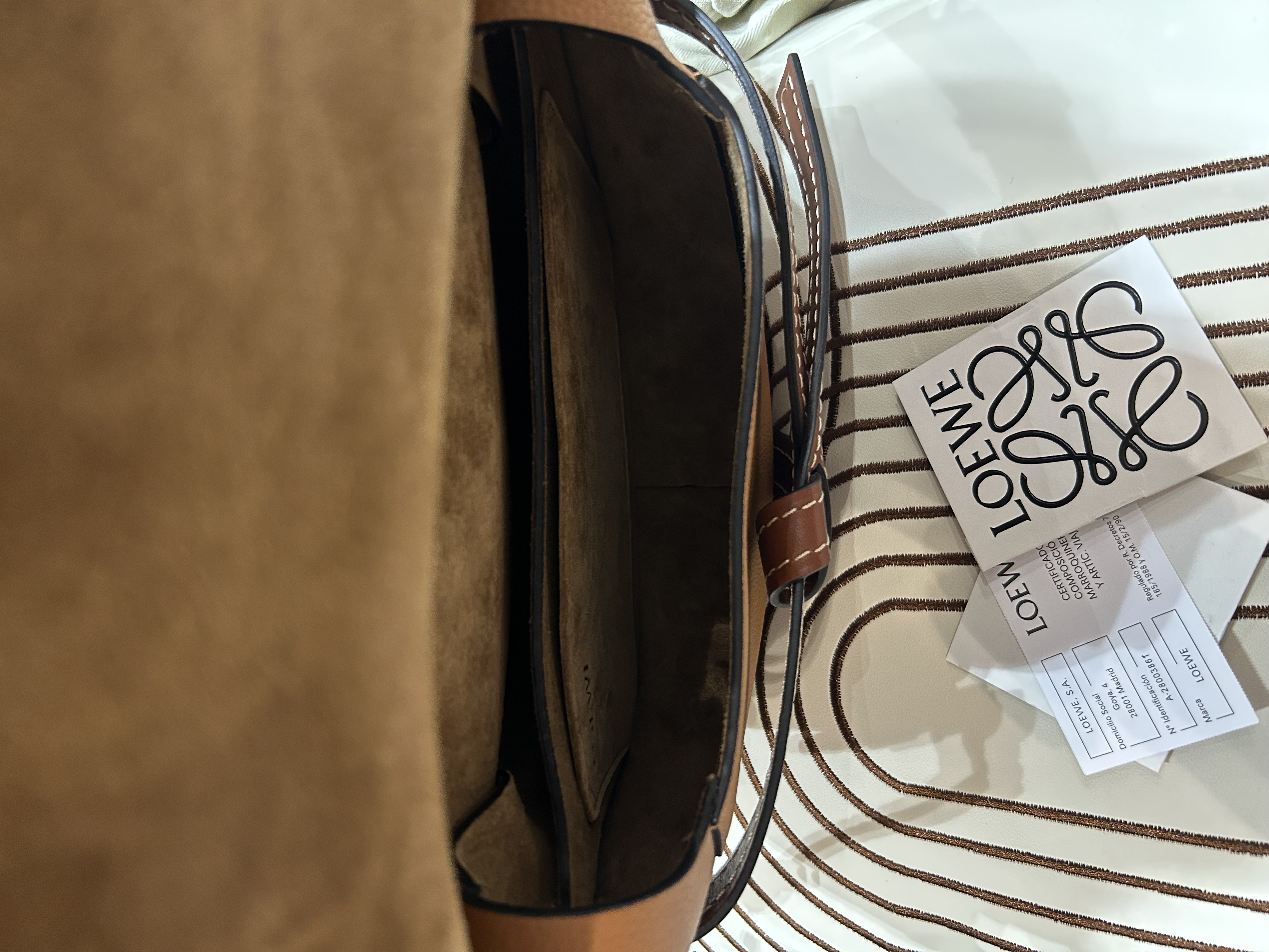 Loewe Gate Crossbody Bag Tan 100%Authentic, 98%New ✅Booklet✅Dust bag