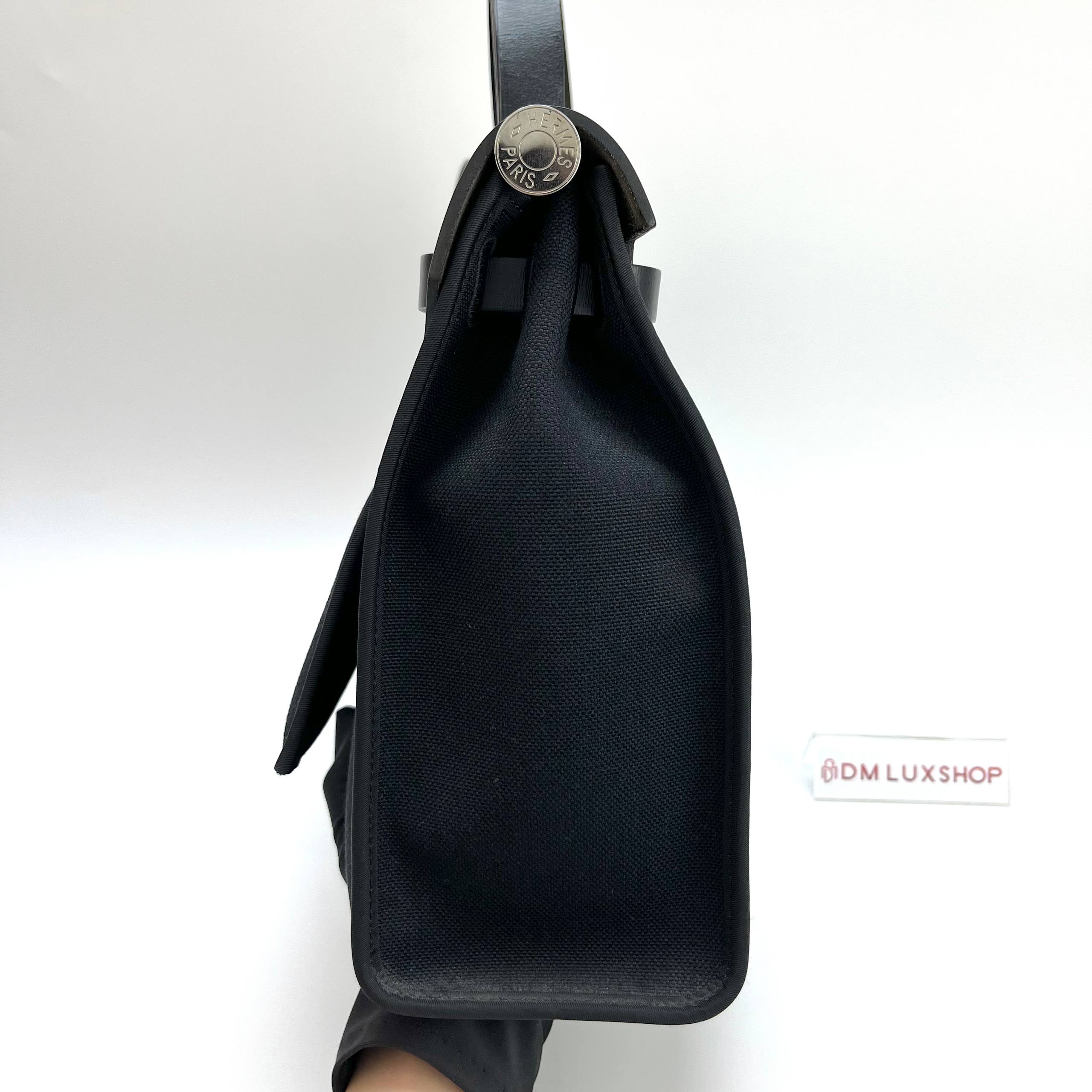 Hermes Herbag Zip 31 Noir PHW (Stamp C, Y: 2018)