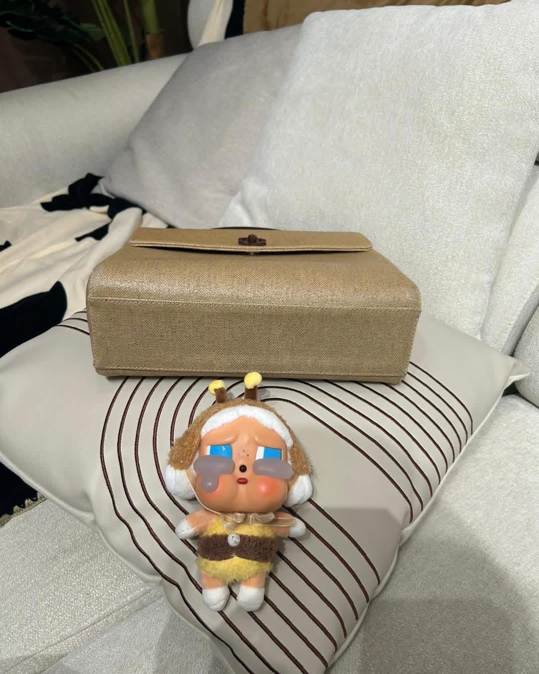 Chanel vintage Kelly bag  100%Authentic, 98%new  ✅card ✅ dust bag