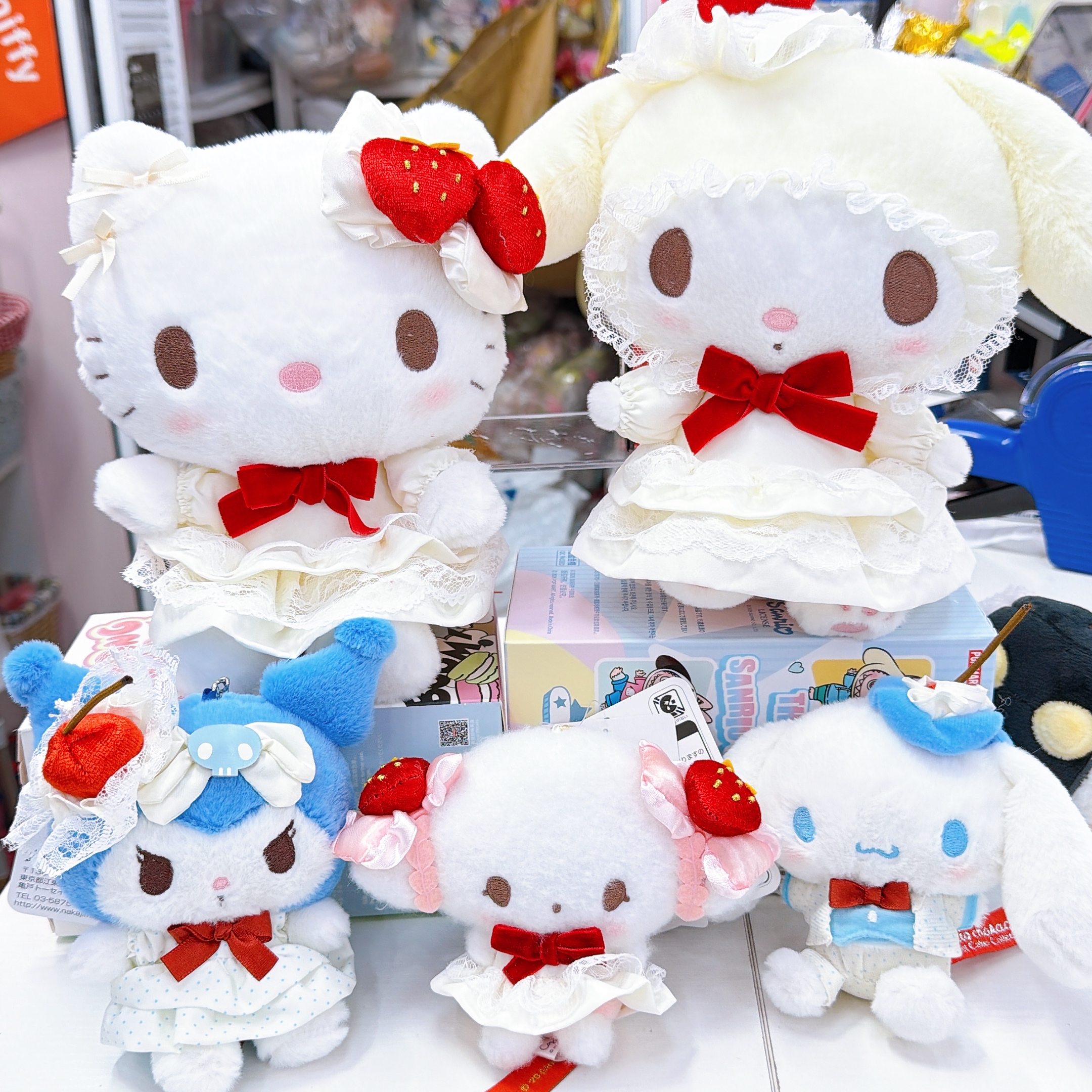 日本直送限定版Sanrio 草莓蛋糕系列公仔/公仔掛飾