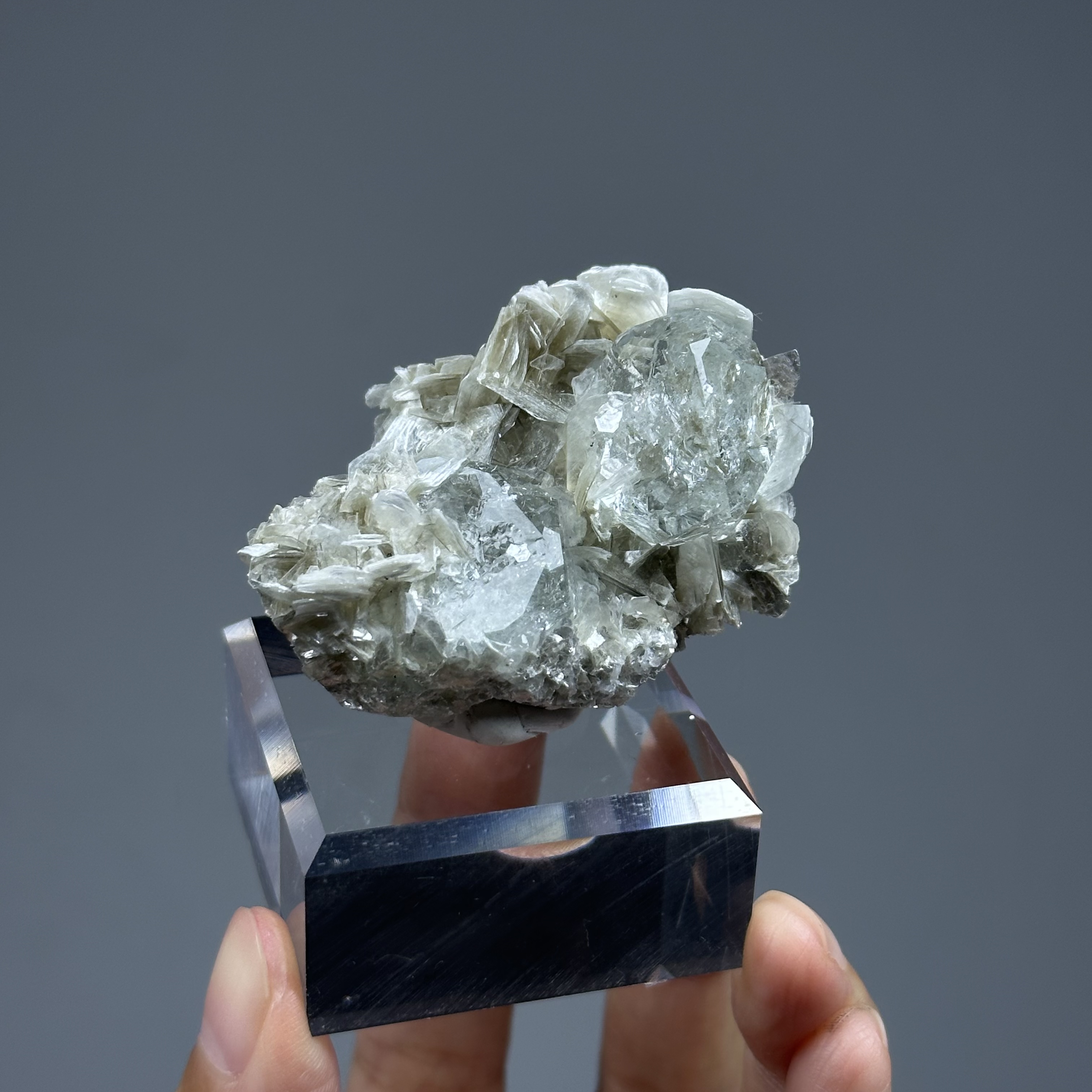 海藍寶與雲母 - Aquamarine and Mica
