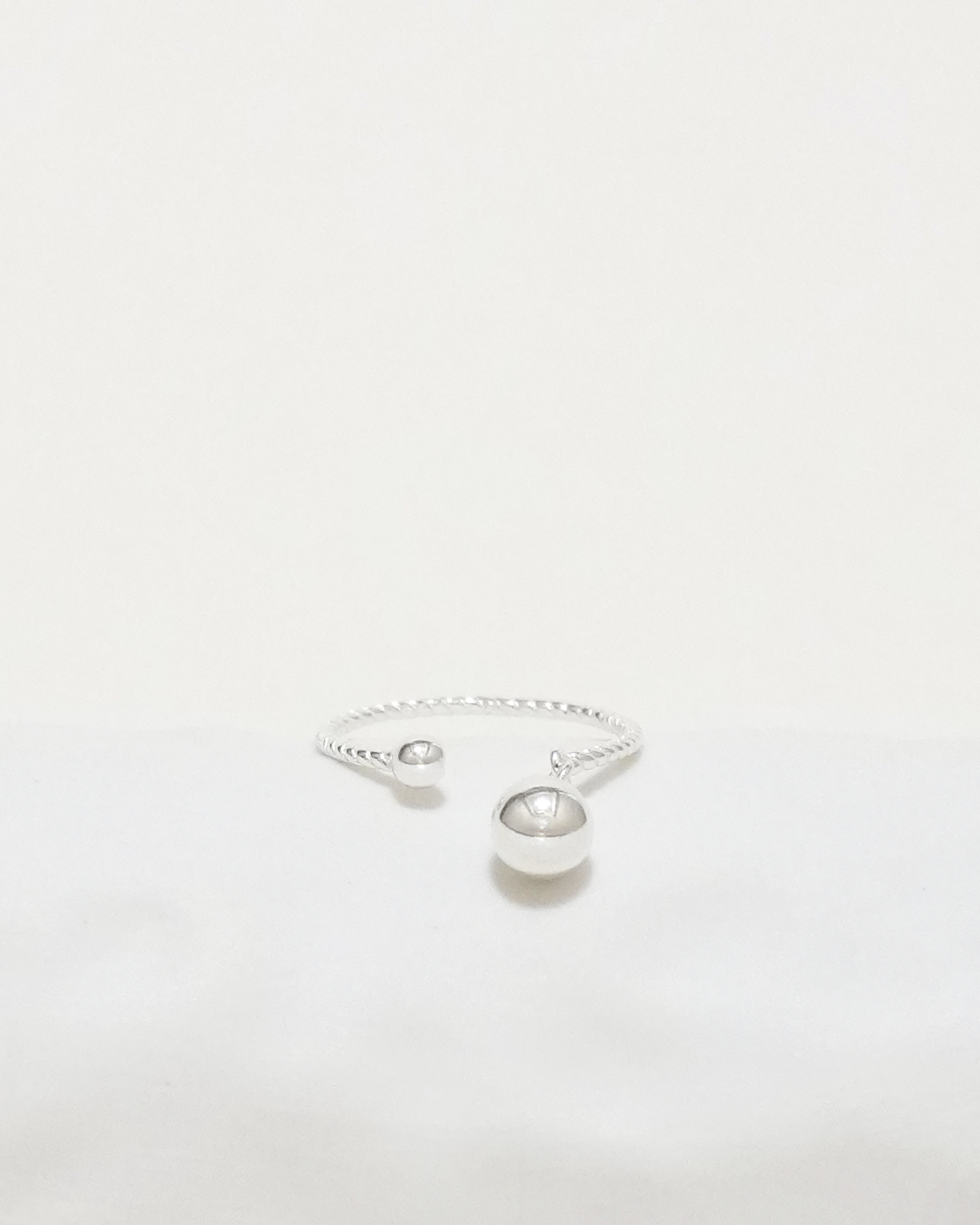 Soft Landing Dangle Ring