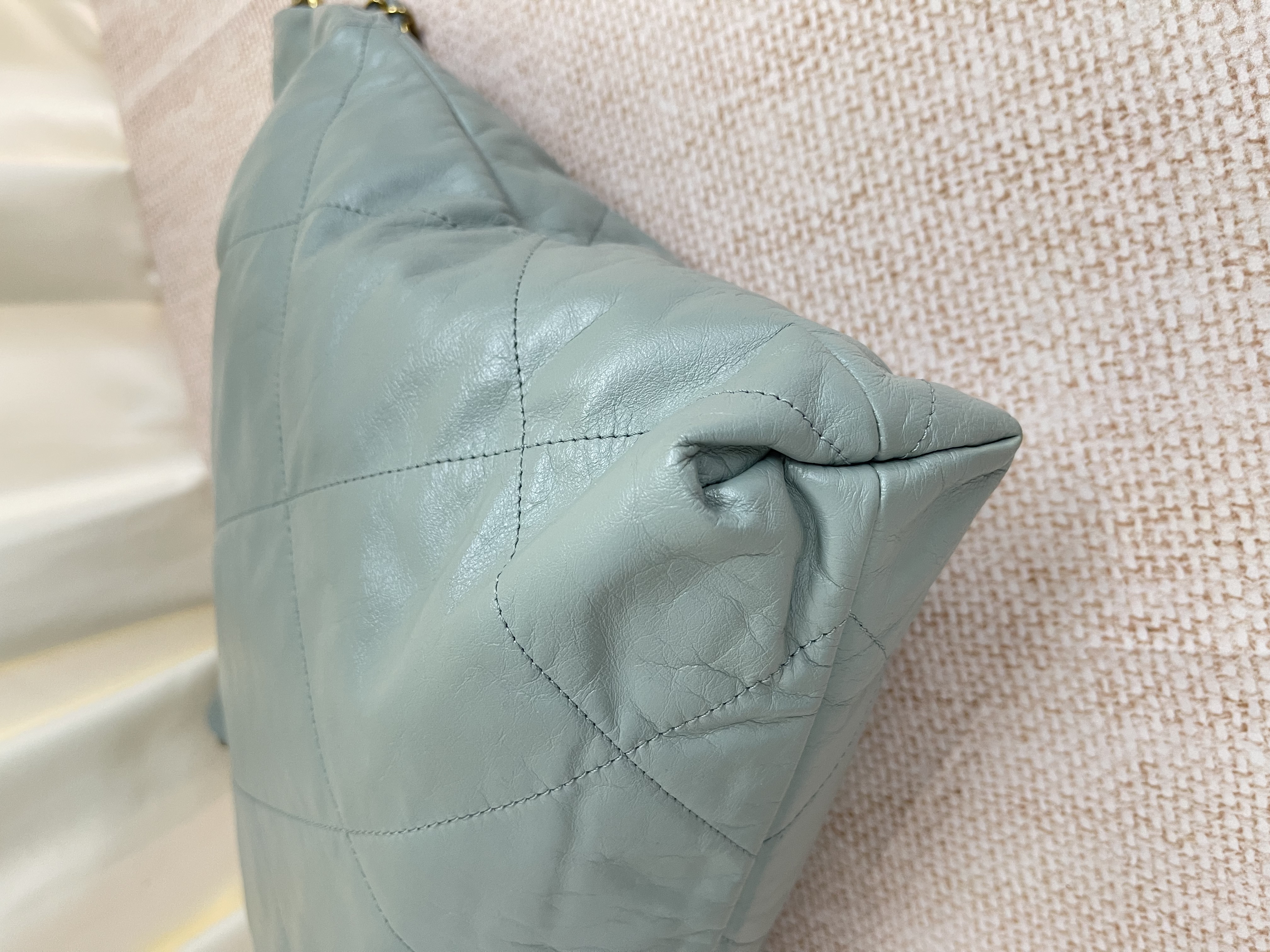 Pre-owned Chanel 22Bag/ Product Code: 26043005