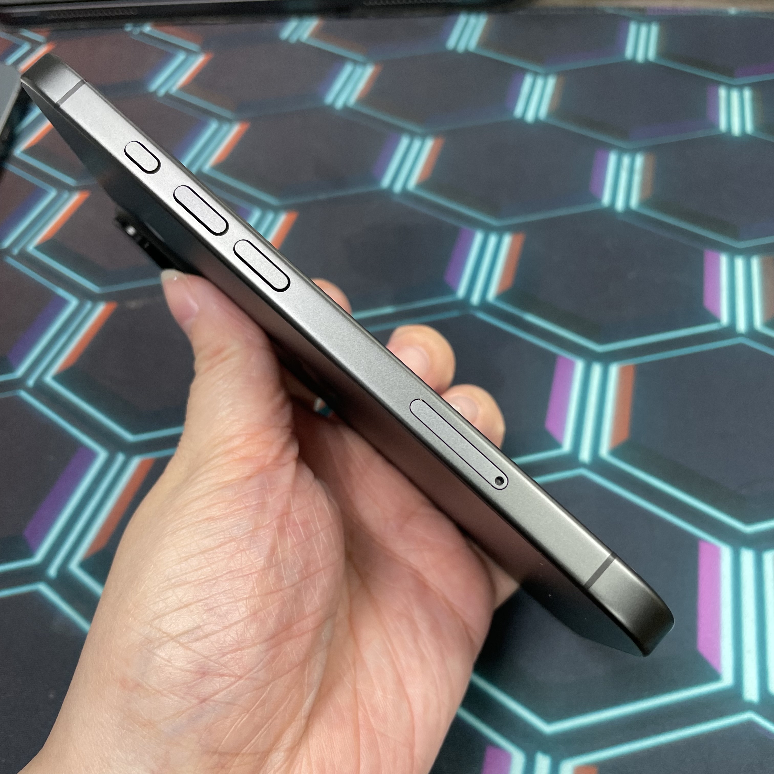 *8121 17 完美機 256GB 電92 黑色 black