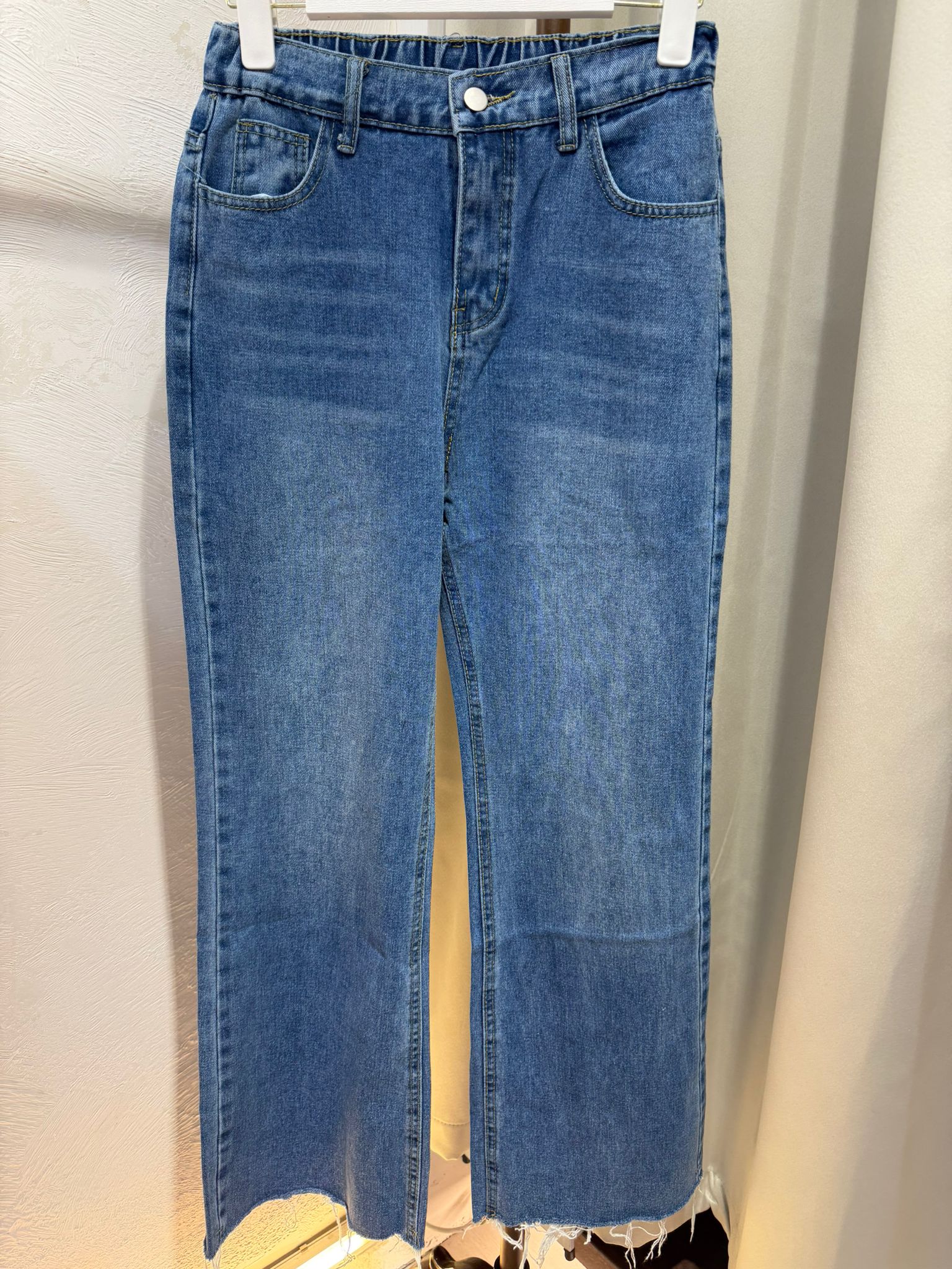 斷碼M size直筒牛仔褲