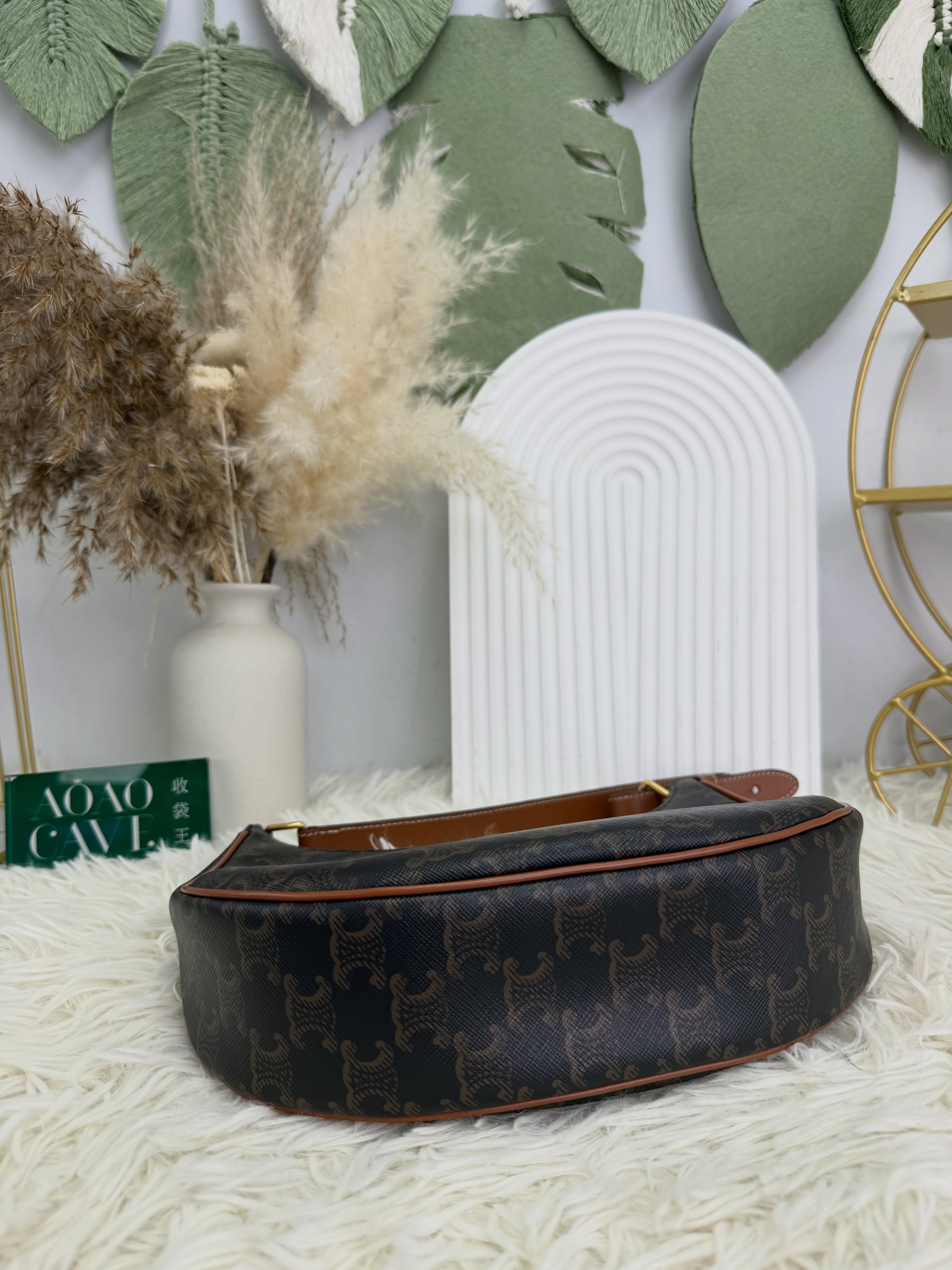 Celine✴️PRE OWNED 🛍️AVA HOBO 凱旋門老花腋下包 單肩包🤎 