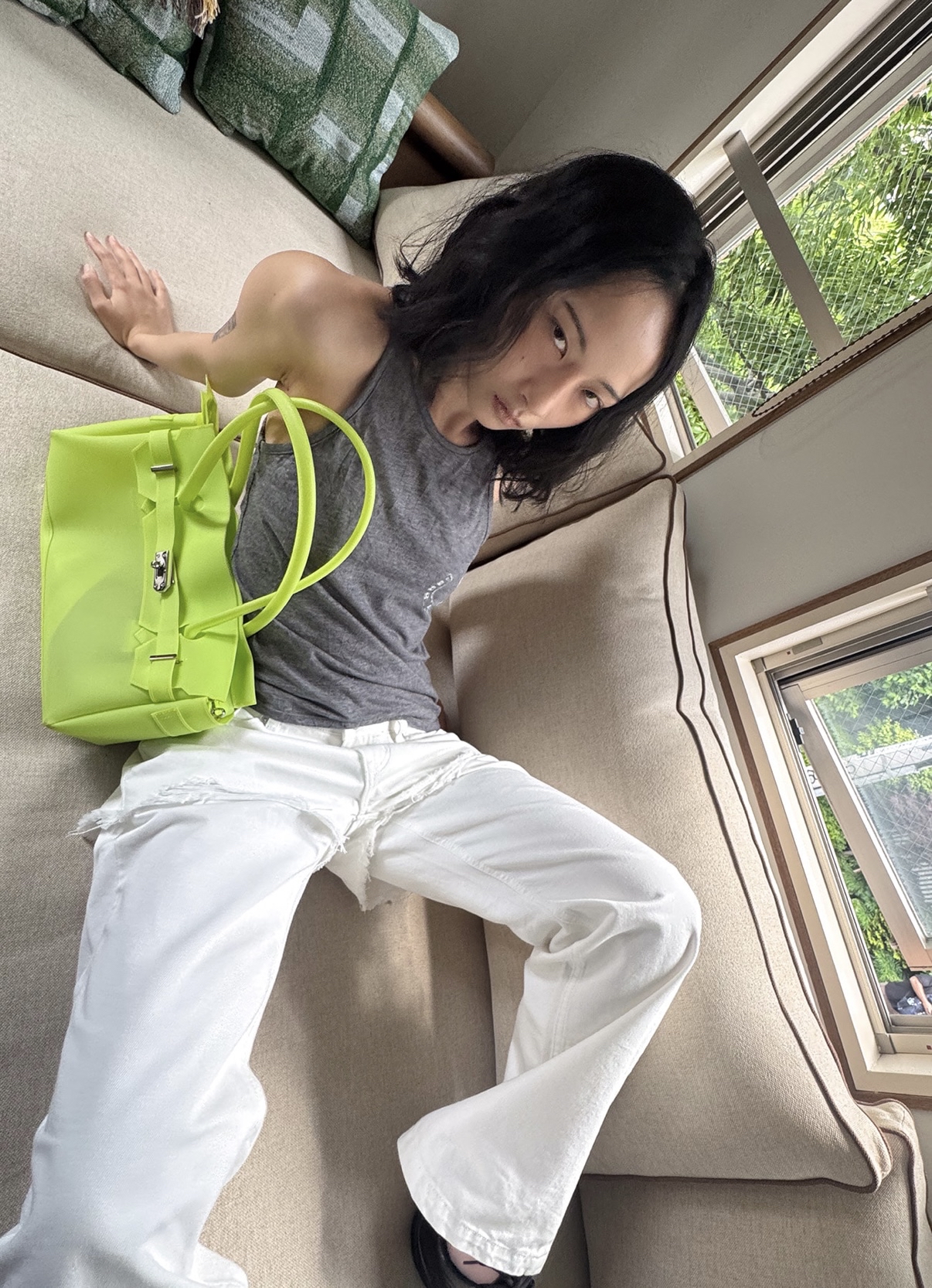 DEINET JELLY TWO-WAY BAG IN LIGHT YELLOW