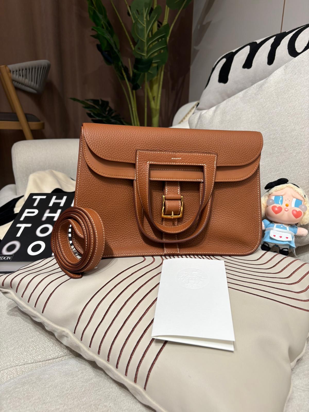 Hermes Halzan 31 Stamp D，Gold/Gold 金金100%Authentic, 99%New ✅收據✅Dust bag✅Box