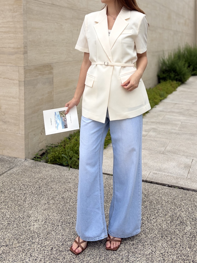 [極薄!!] Airy Light Wash Jeans