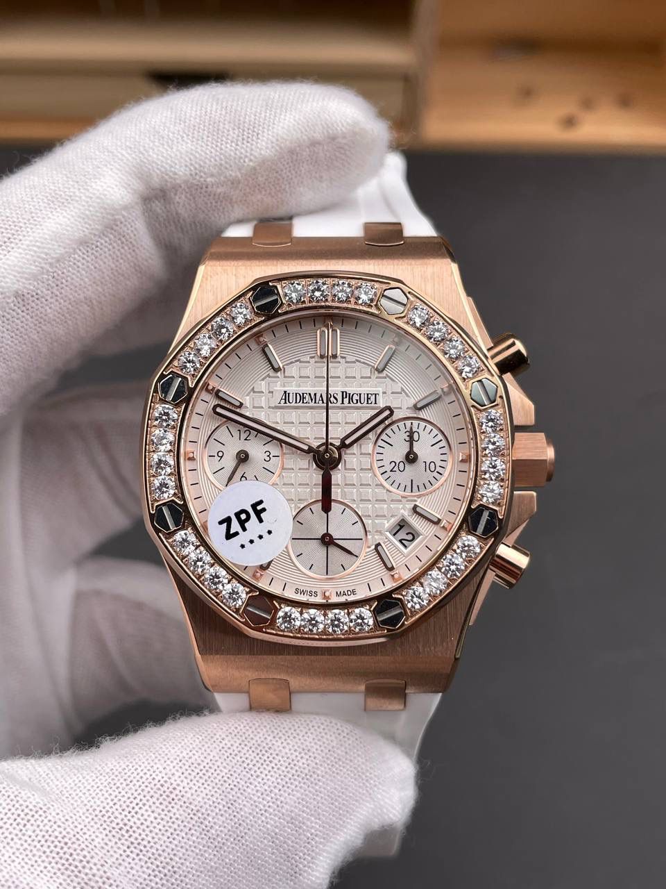 🚀皇家橡树26231 玫金白盘/37mm/7750机💯